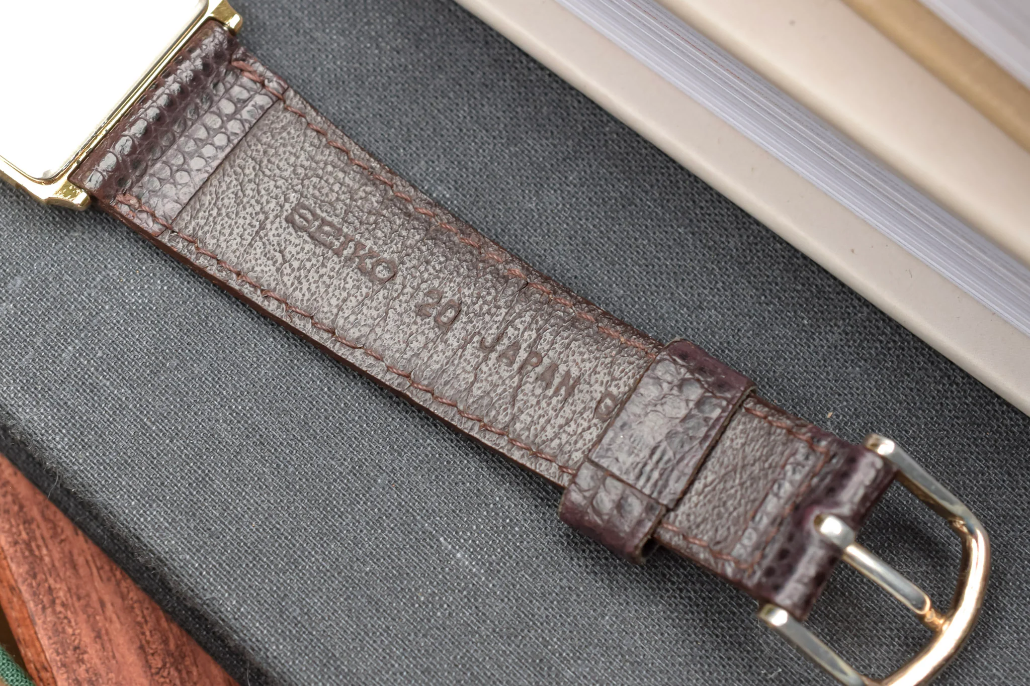 1984 Seiko Pillar Case Tank - Image 7