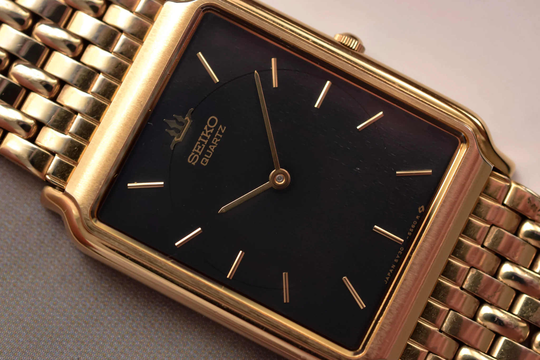 1997 Seiko Galaxy Black Dial Tank - Image 2