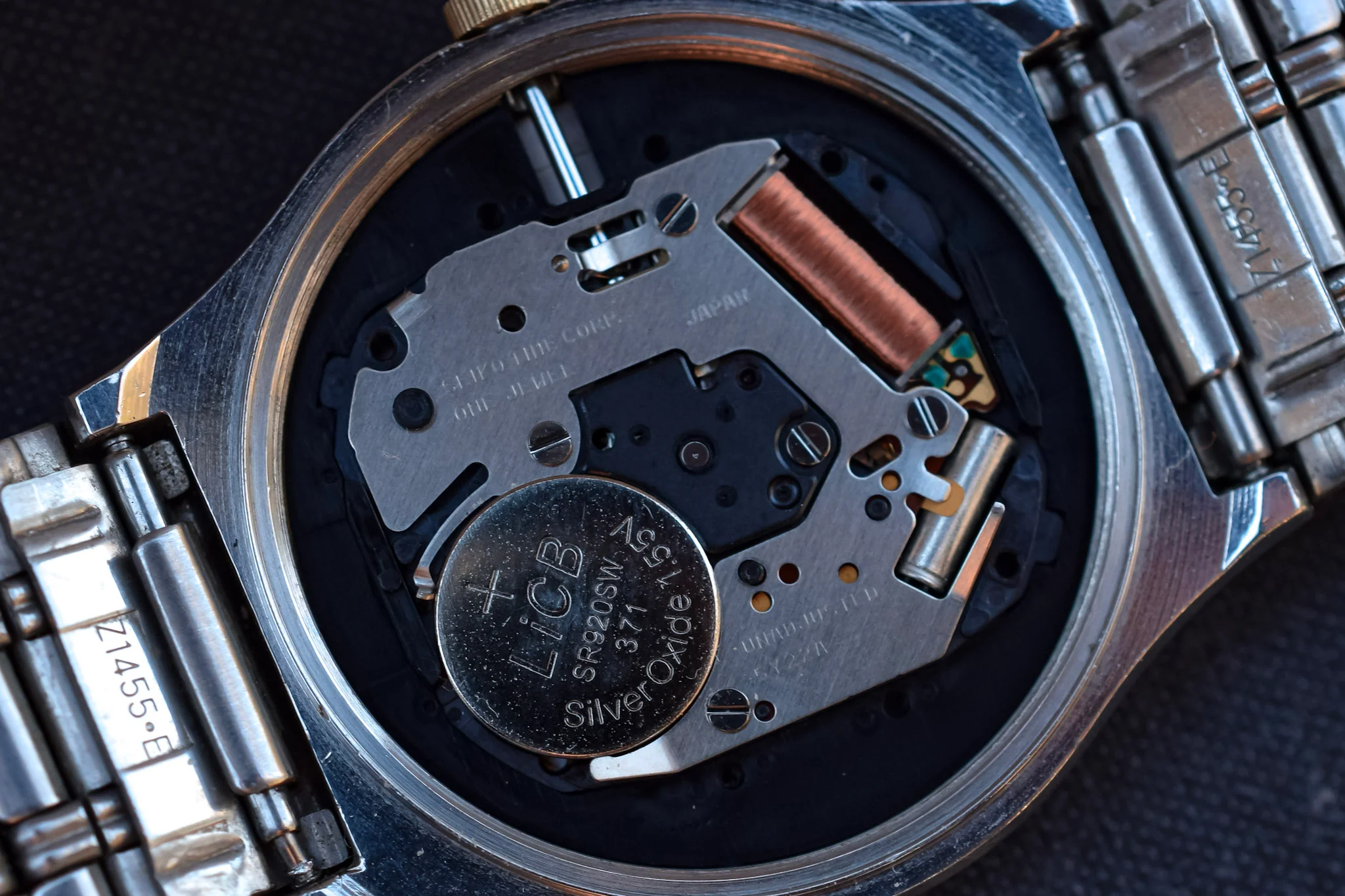 1997 Seiko Two Toned SQ Date Watch - Image 11