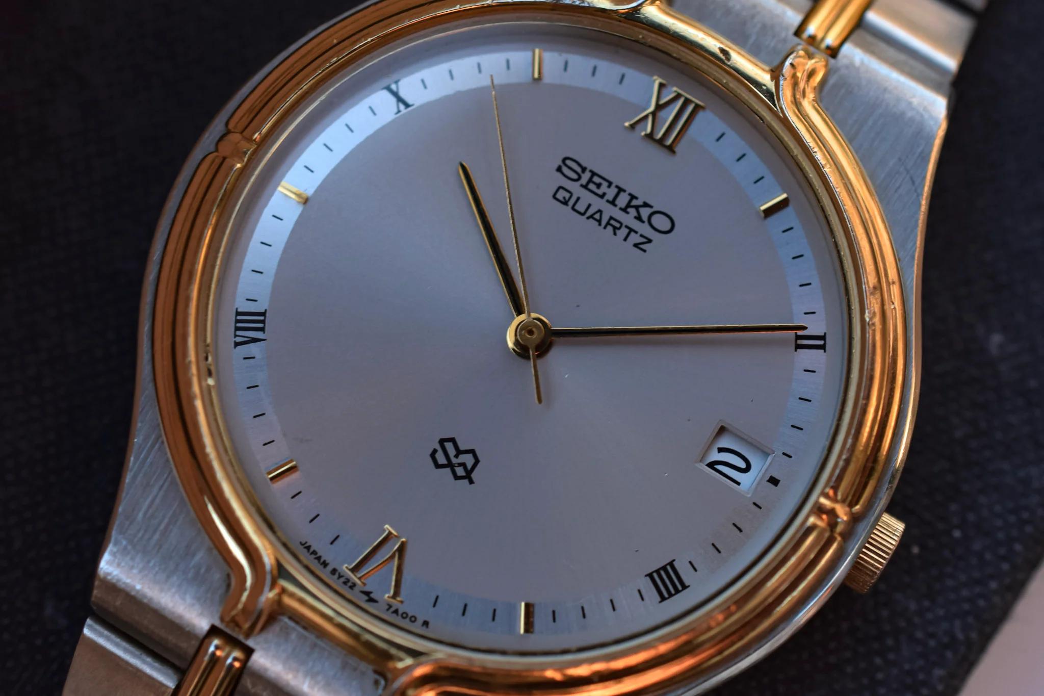 1997 Seiko Two Toned SQ Date Watch - Image 2