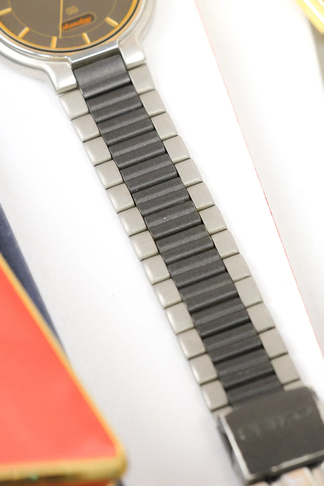 1997 Seiko SQ Graphite Script Font Day-Date - Image 10