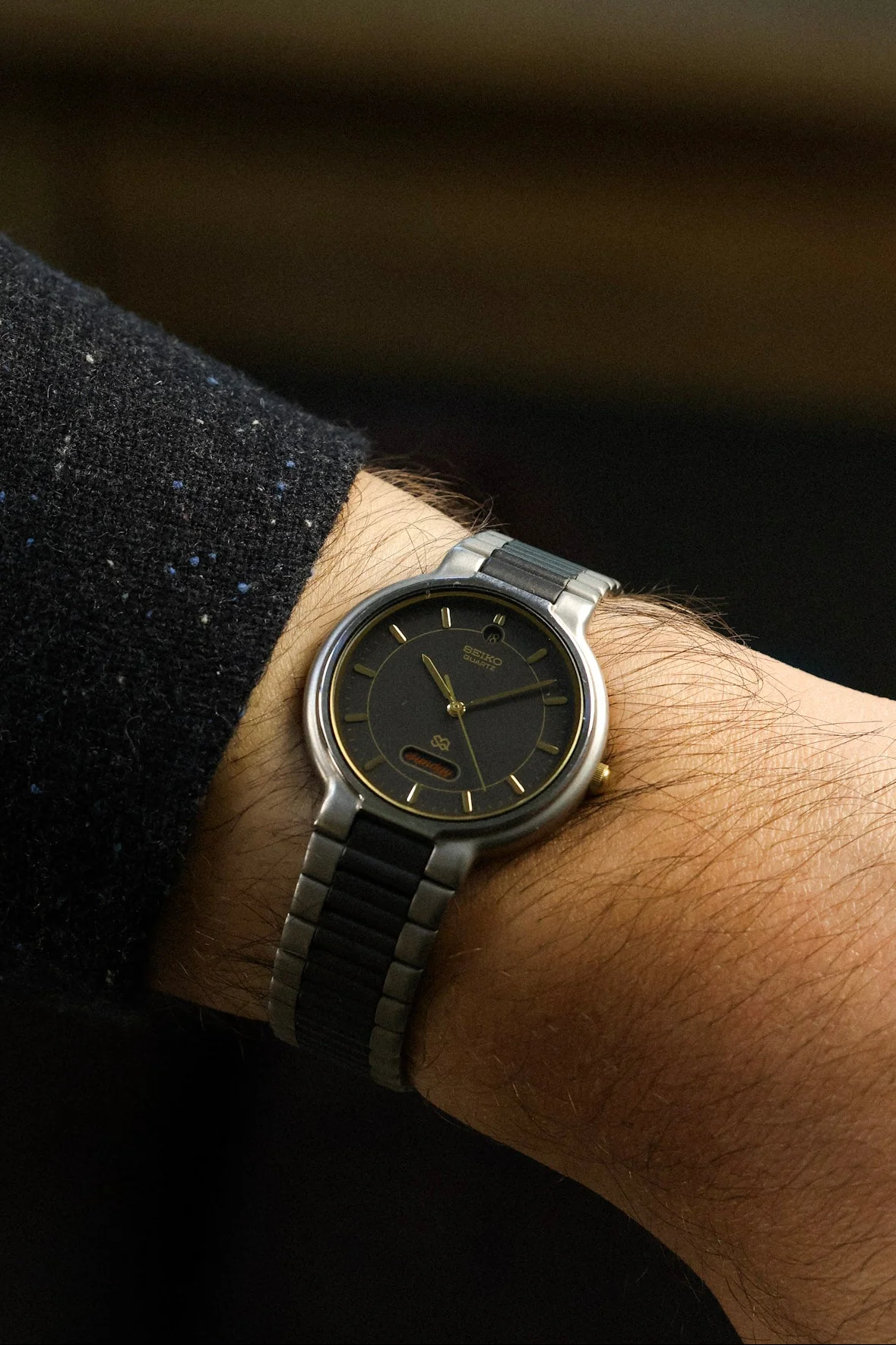 1997 Seiko SQ Graphite Script Font Day-Date - Image 3