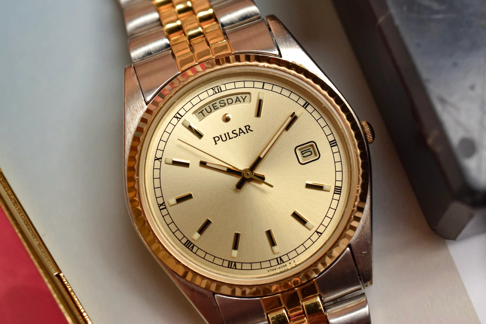1998 Pulsar Two Toned Champagne Day-Date "President" - Image 3