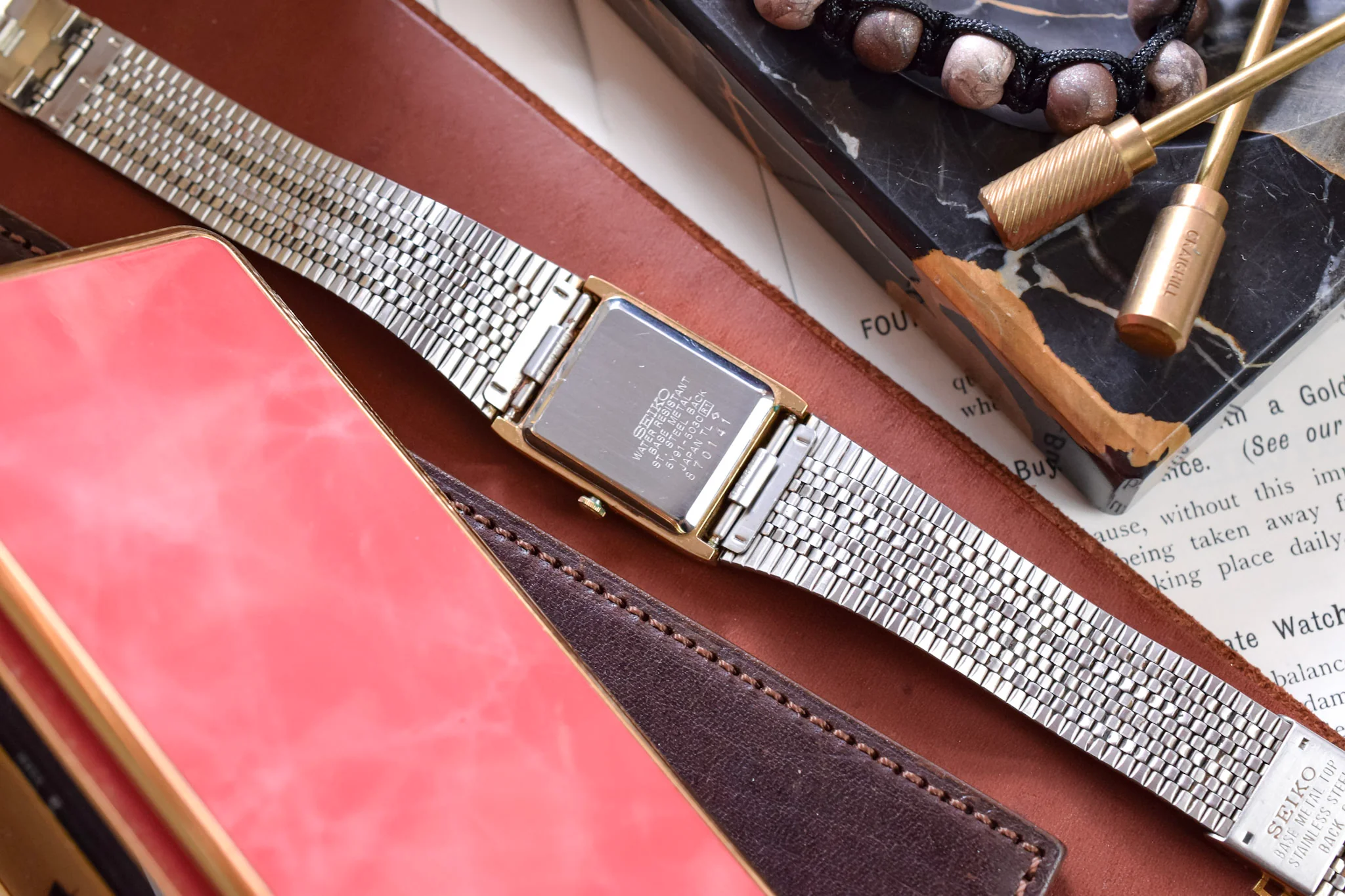 1998 Seiko Galaxy Gilt Mirrored Bezel Tank - Image 9