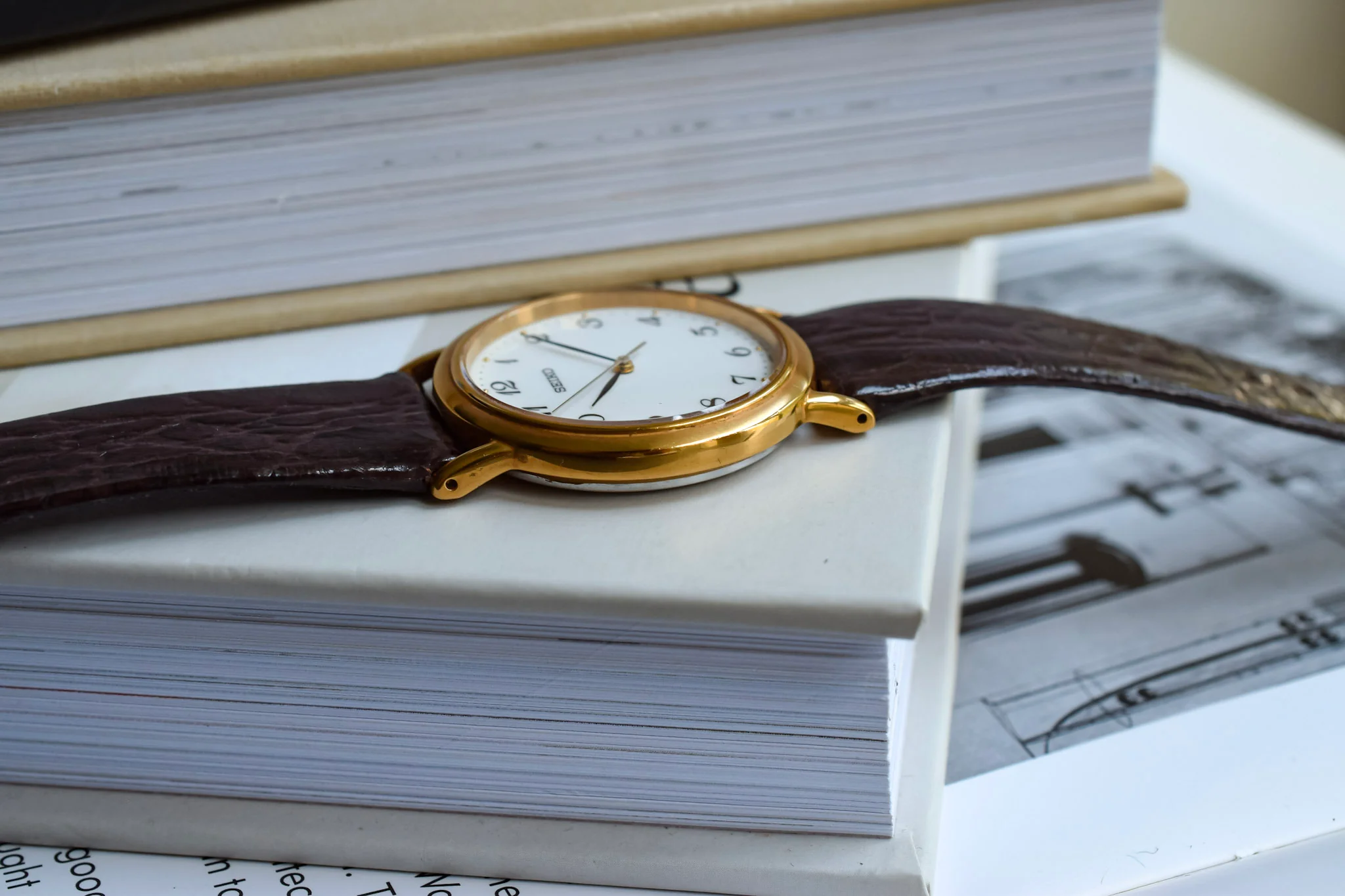 1998 Seiko Gold Tone Breguet Numerals - Brown Strap - Image 5