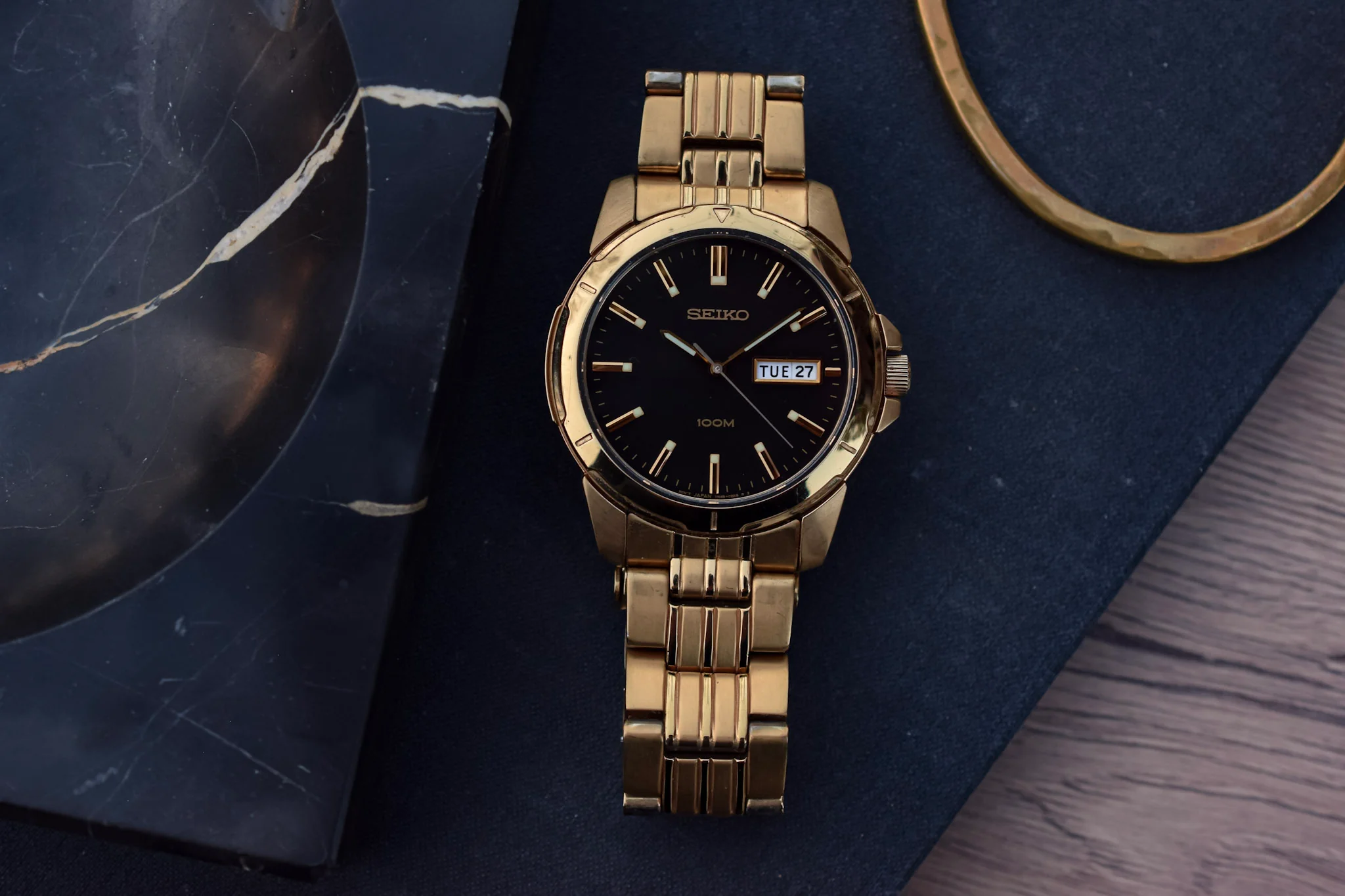 2000 Neo-Vintage Seiko Quartz Day-Date Watch - Image 10