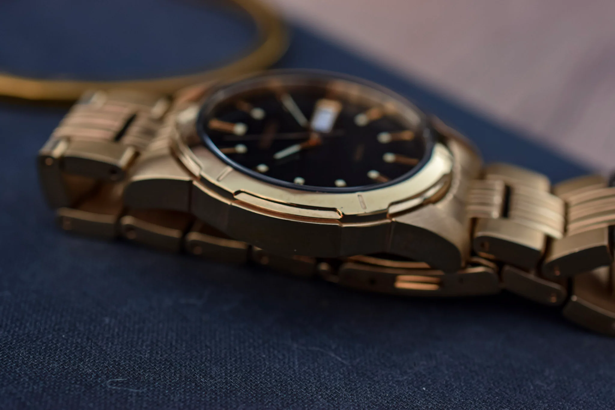 2000 Neo-Vintage Seiko Quartz Day-Date Watch - Image 4