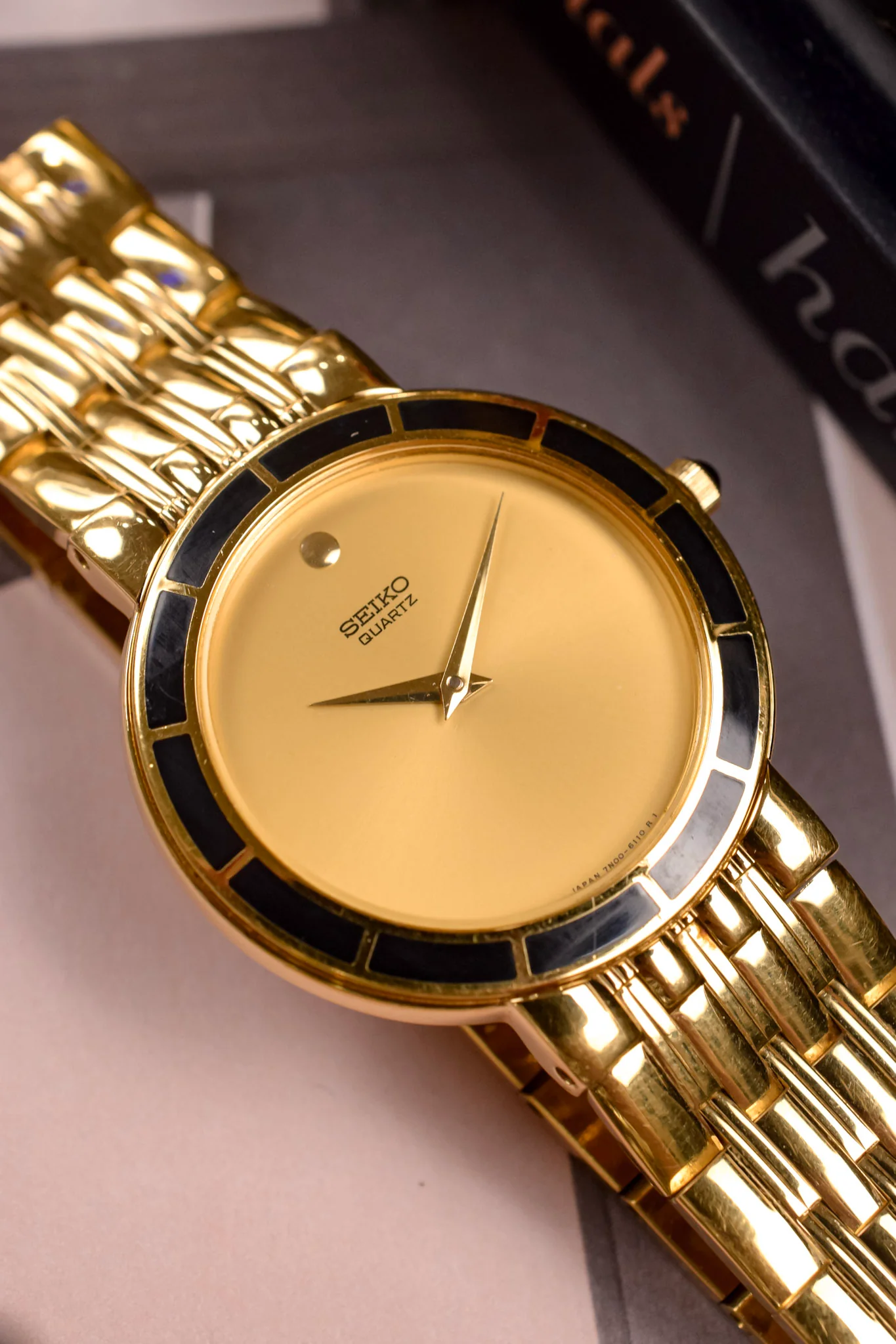 2000 Seiko Golden Gilt Bezel Museum Disco Volante - Image 3