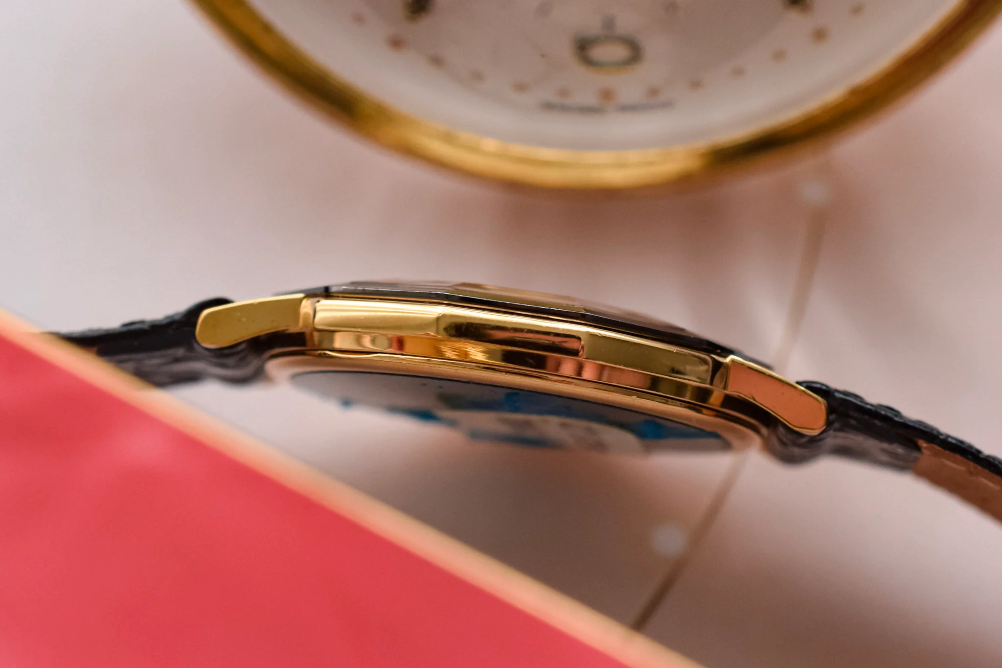 2001 NOS Seiko Lassale Mother of Pearl Sea Shell - Image 5