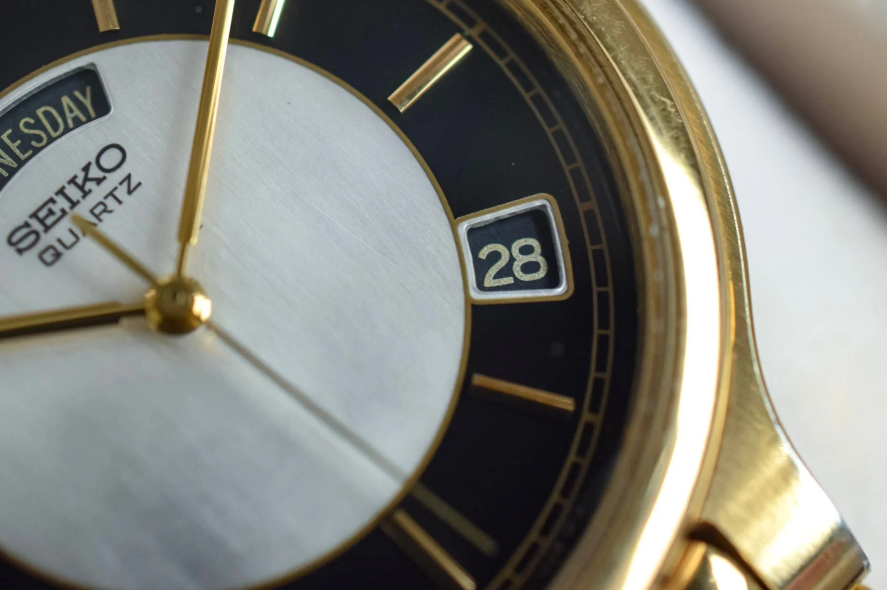 2001 Seiko Day-Date Tuxedo Mother of Pearl Dial - Image 4