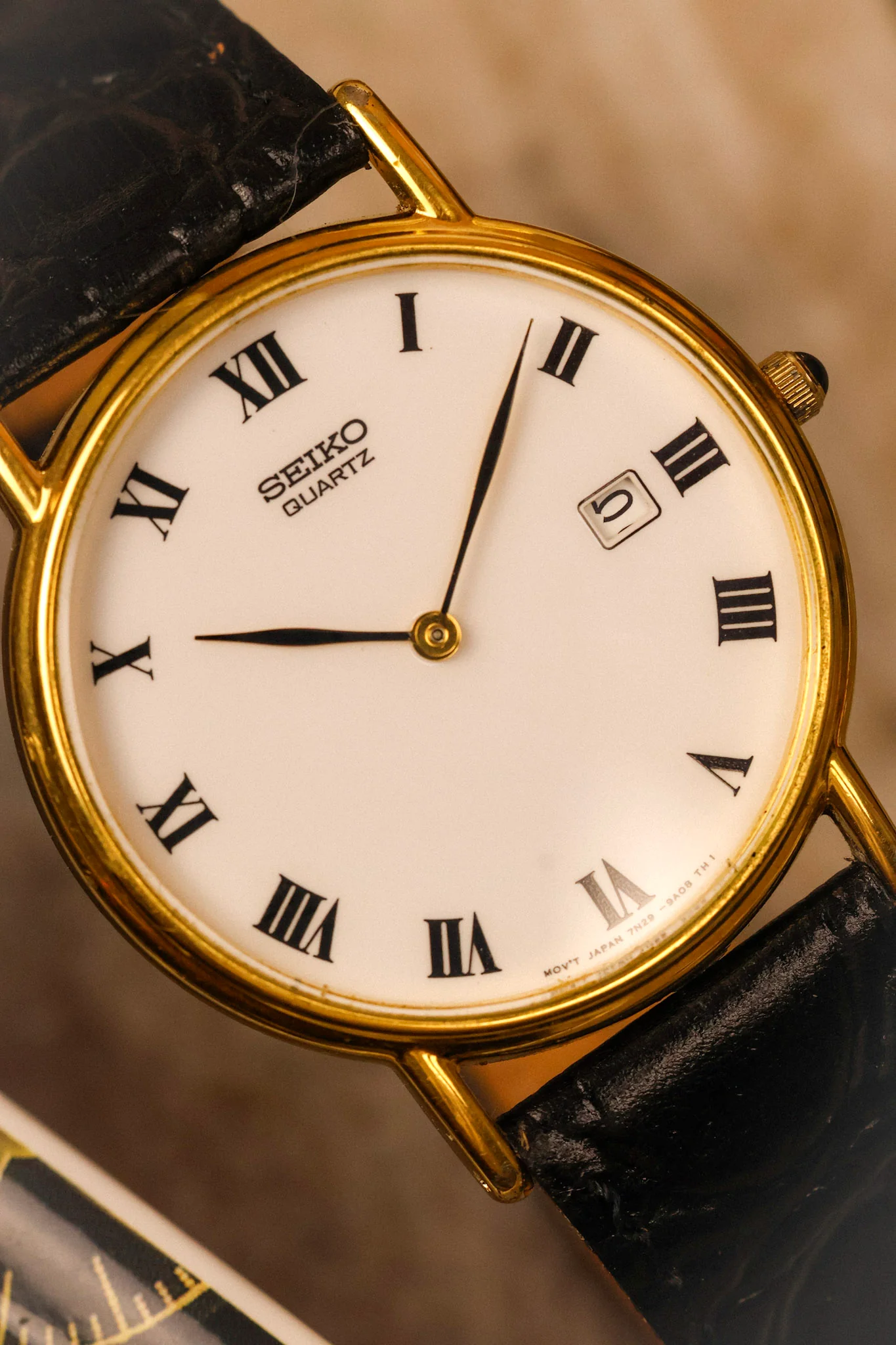 2001 Seiko Leaf Roman Calendar - Image 3