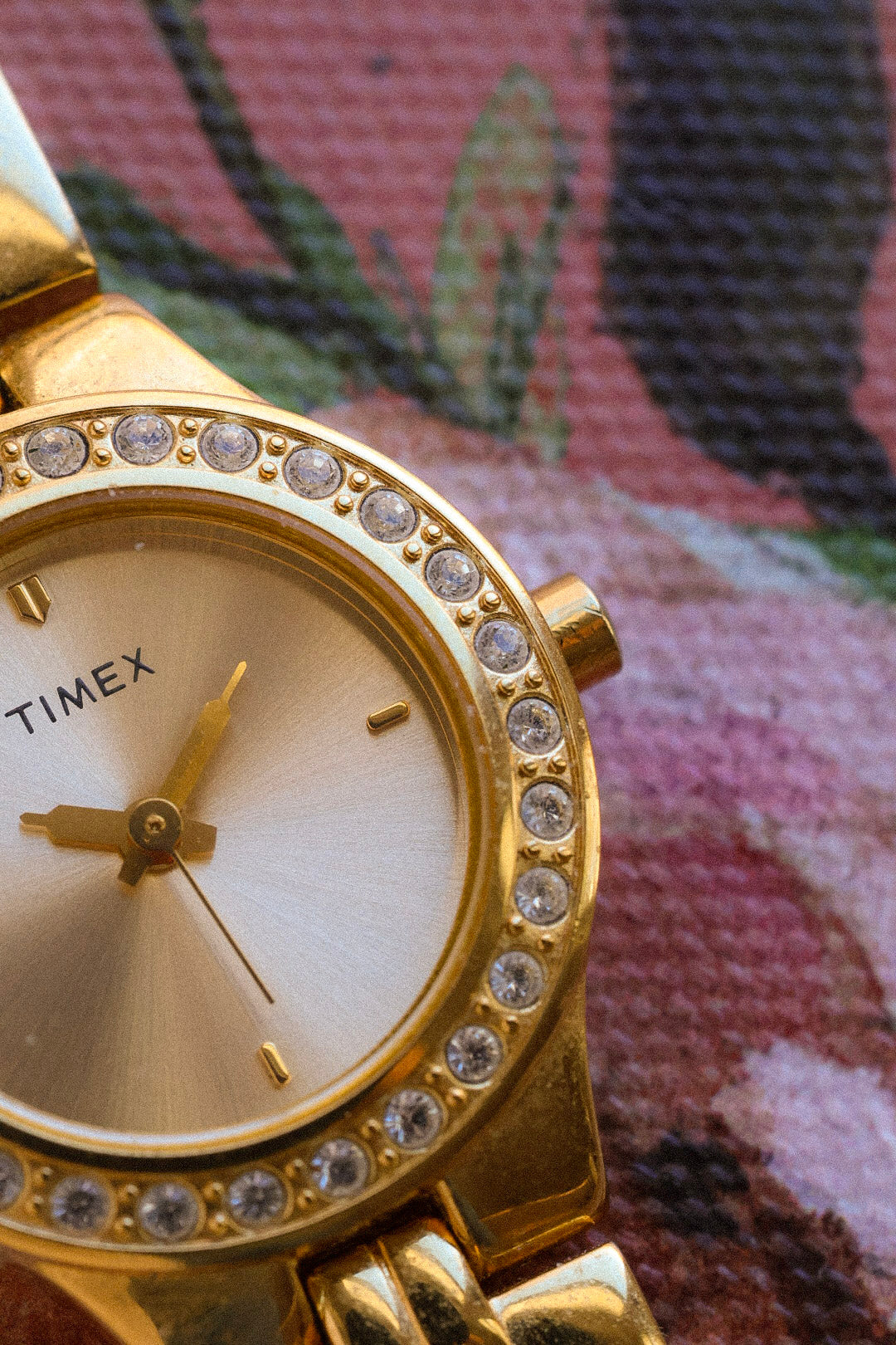 2001 Timex Gold Tone Diamond Bezel - Image 5