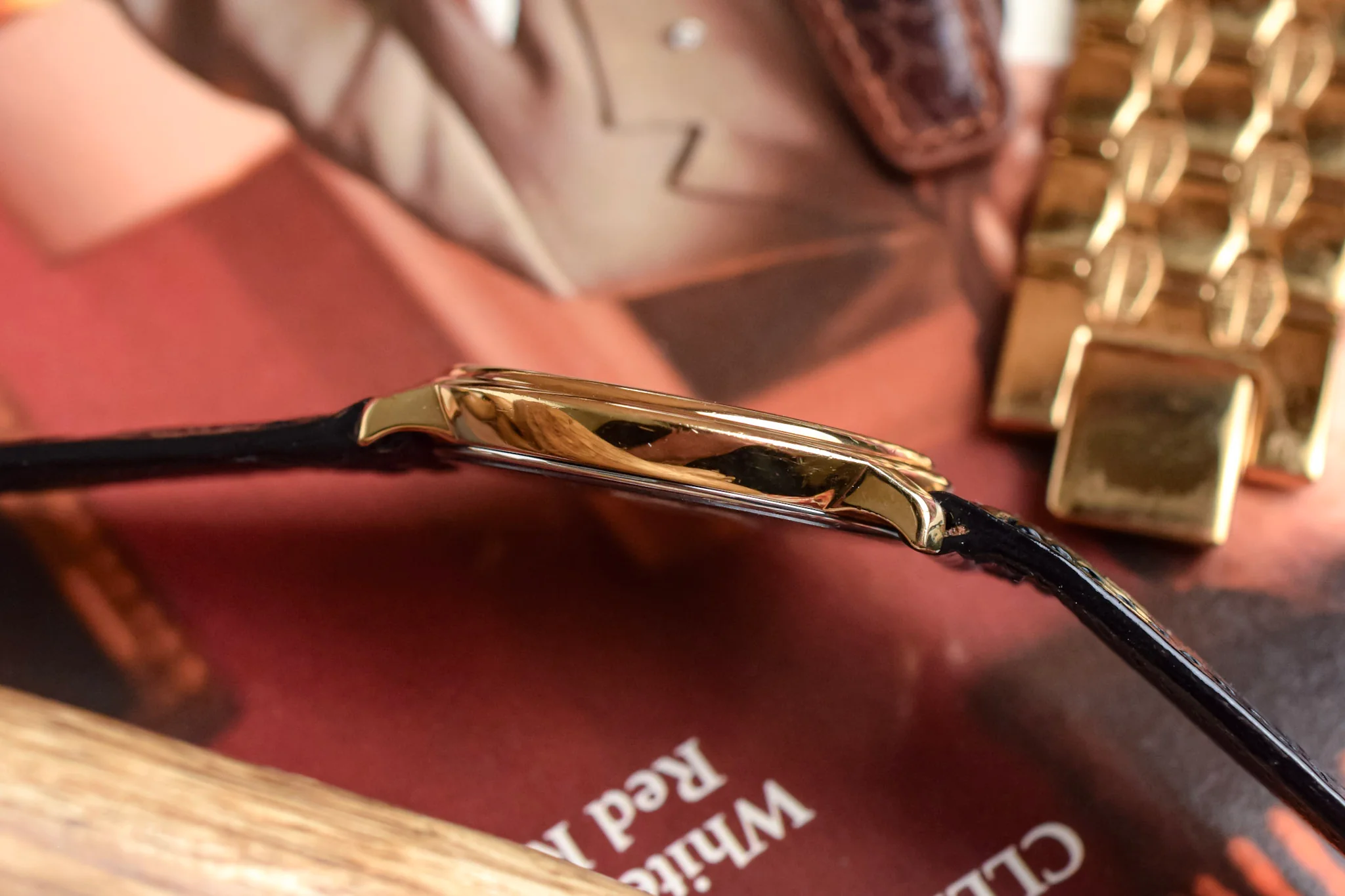 2002 NOS Seiko Gilt Tuxedo Calendar - Image 5