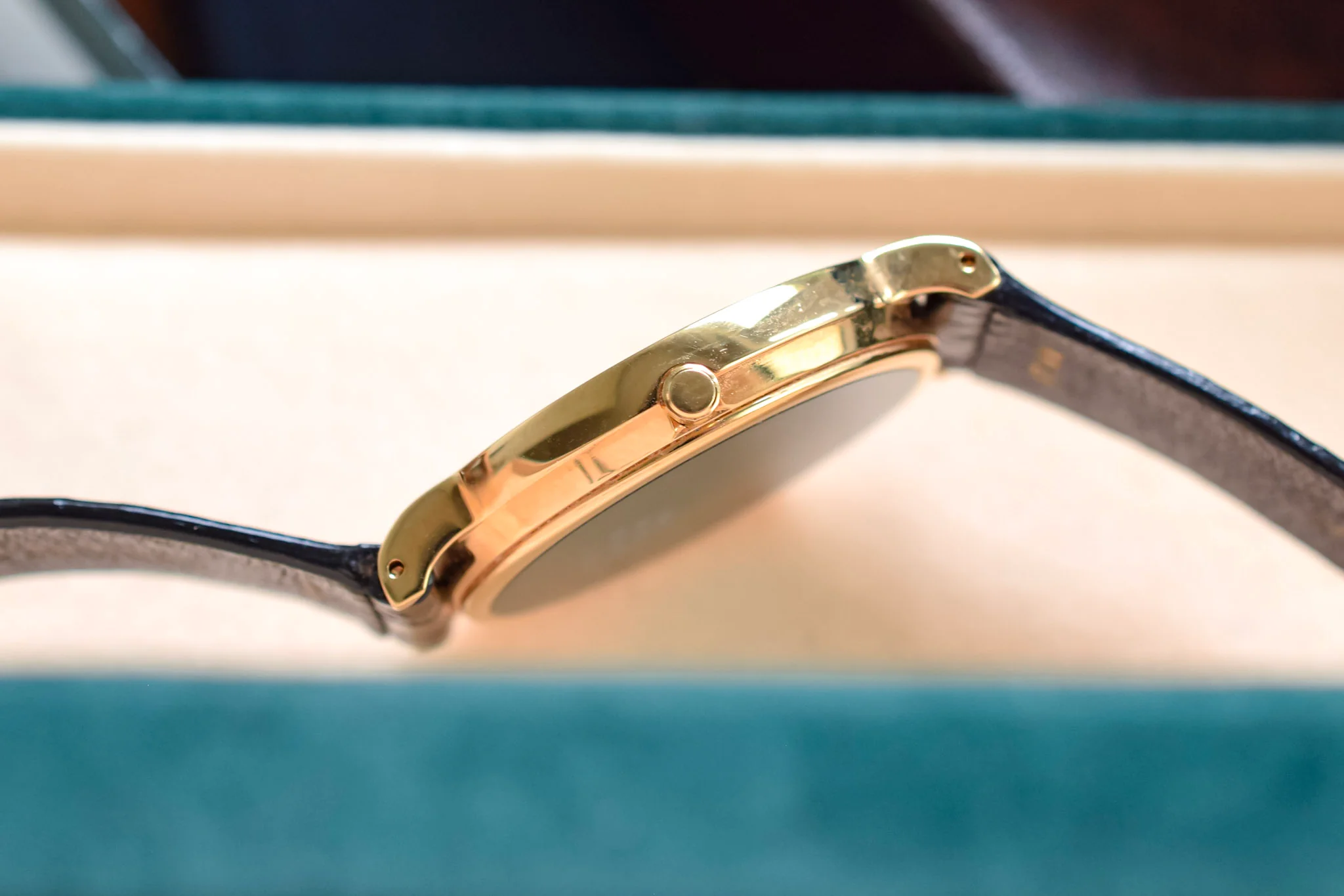1992 NOS Seiko Lassale Mother of Pearl Roman Dial - Image 3