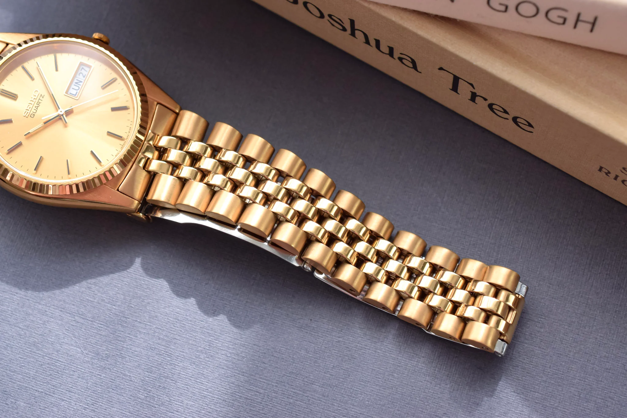 2002 Seiko Champagne Dial Day-Date - New Old Stock - Image 7