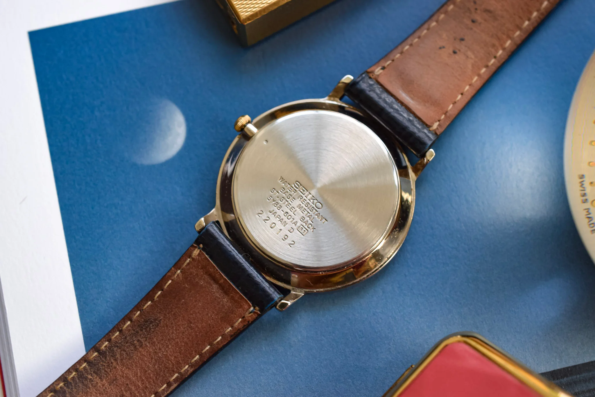 2002 Seiko Galaxy Day/Night Triple Calendar - Image 13