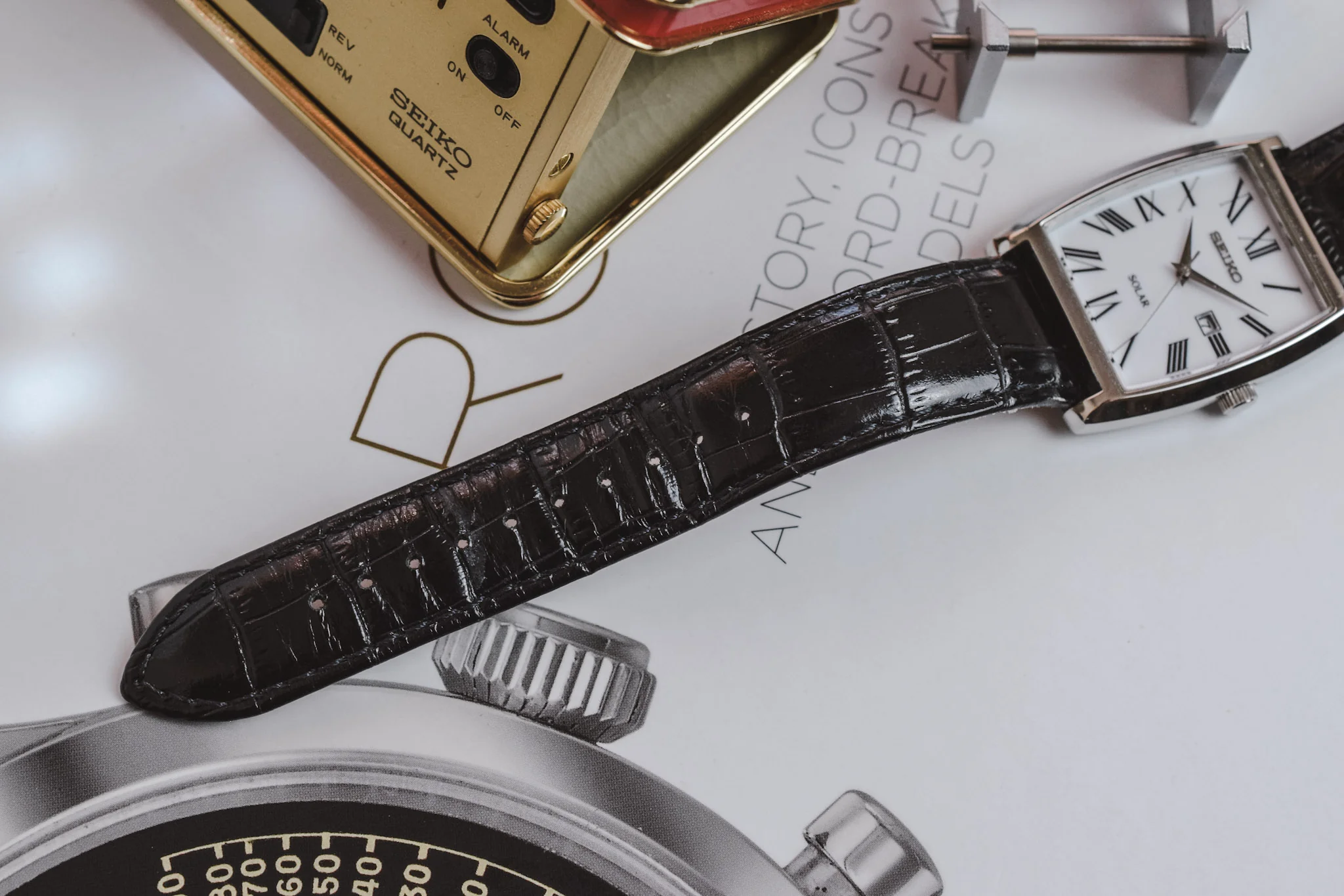 2002 Seiko Solar Roman Dial Calendar Steel Tonneau - Image 9