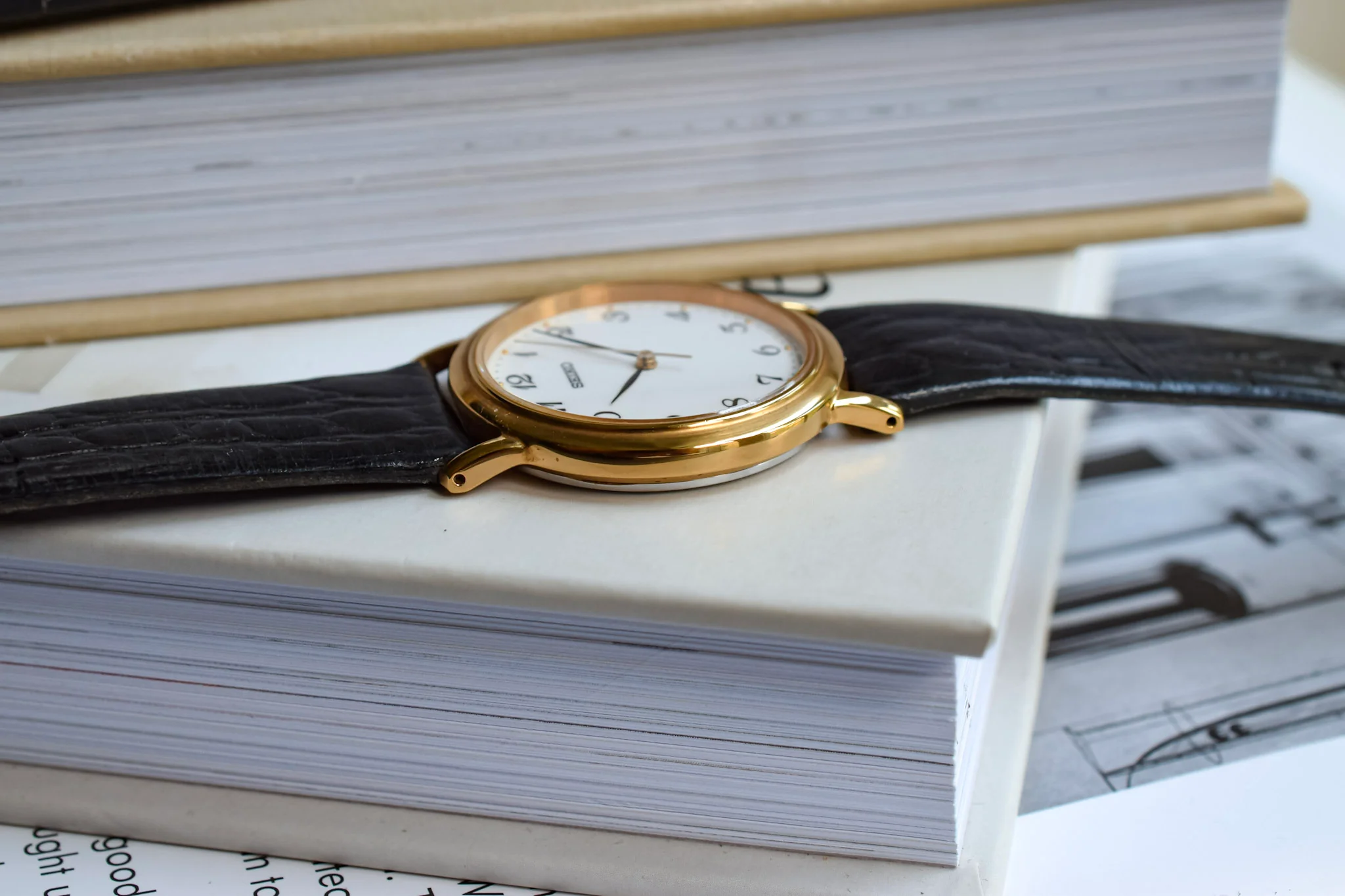 2003 Seiko Gold Tone Breguet Numerals - Black Strap - Image 5