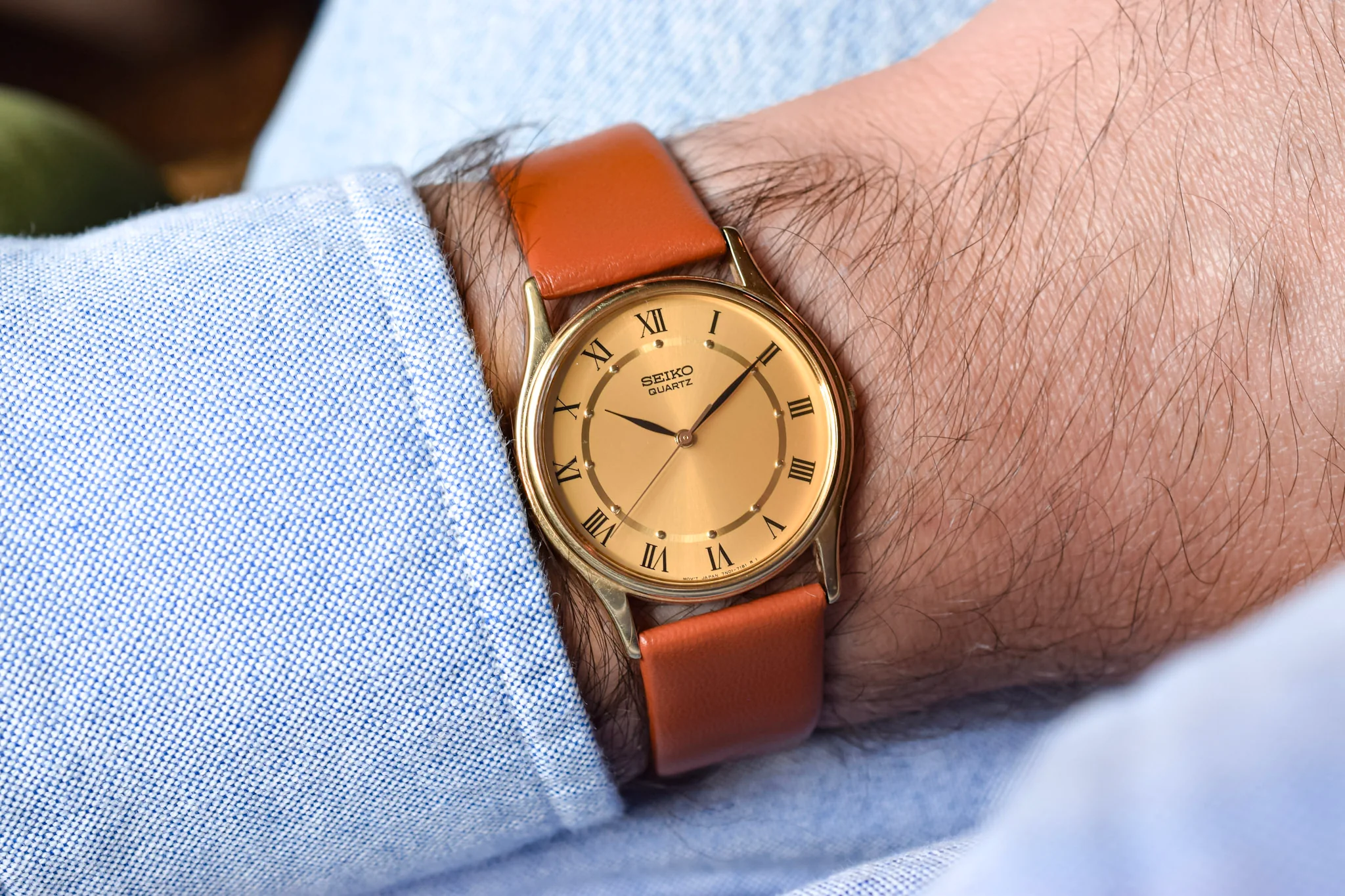 2003 Seiko Gold Tone Roman Dial - Image 2