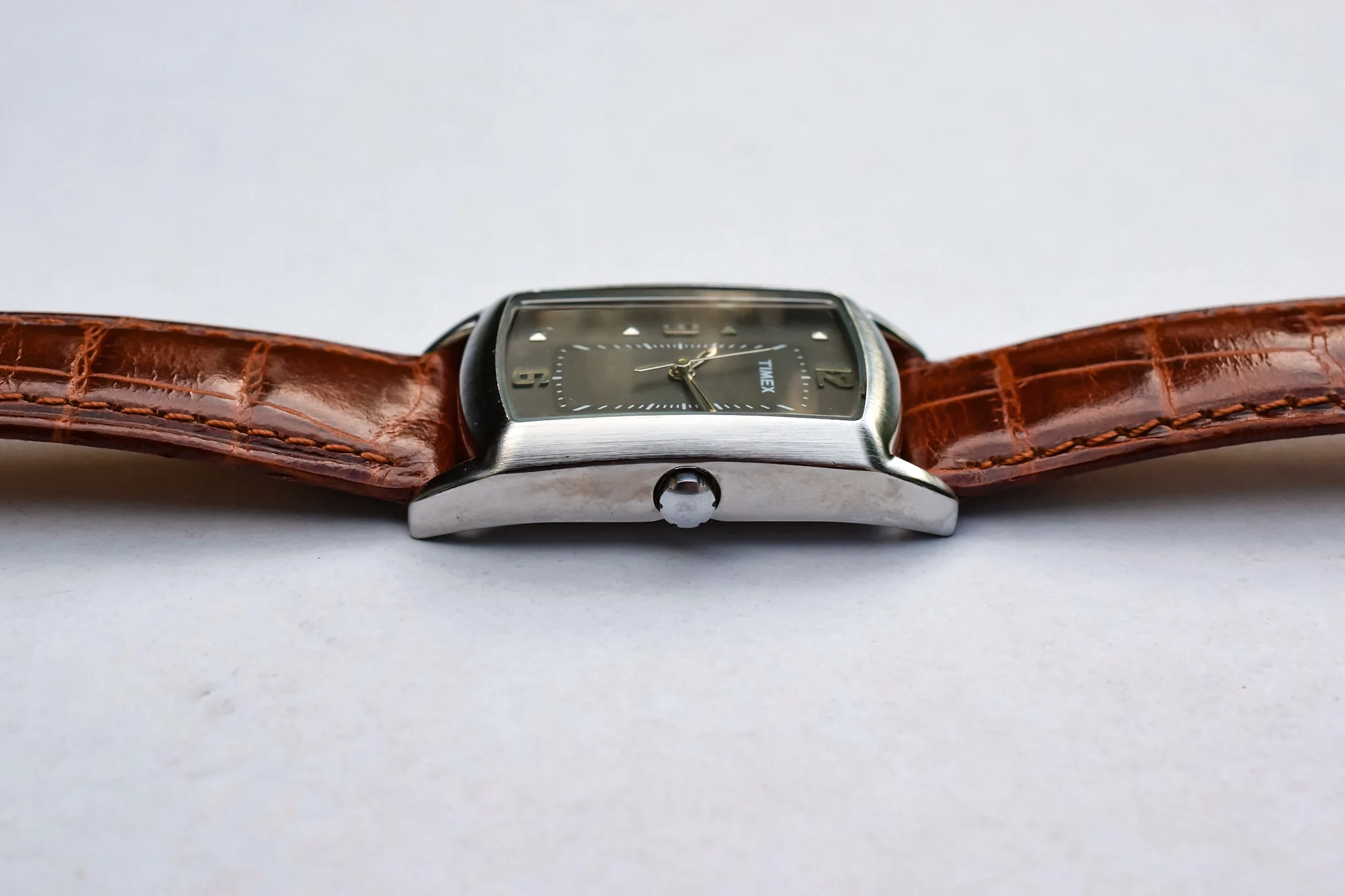 2003 Timex Gray Curved Tank - Image 3