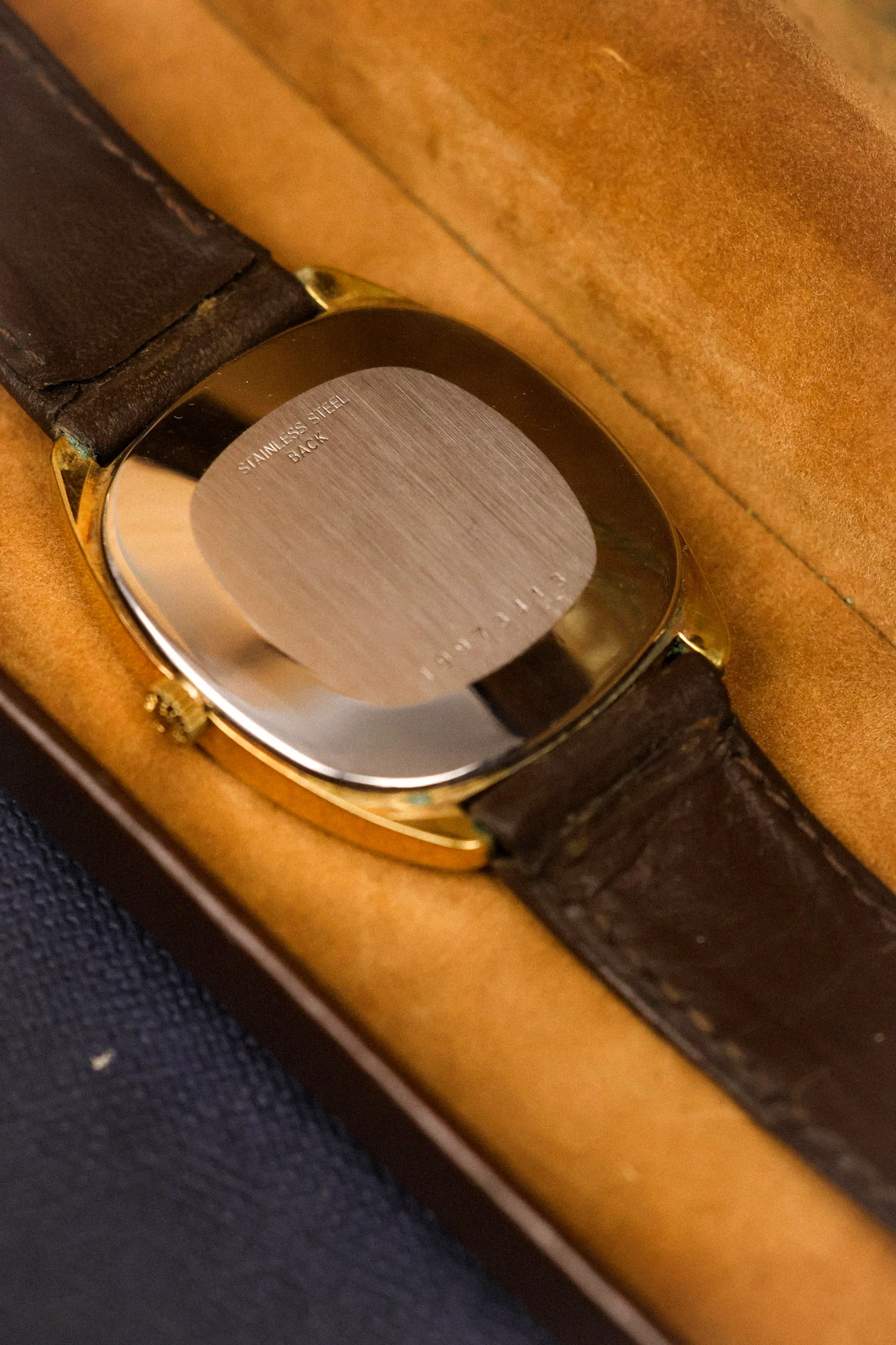 70s Longines Mechanical Linen Tonneau - In Box - Image 14