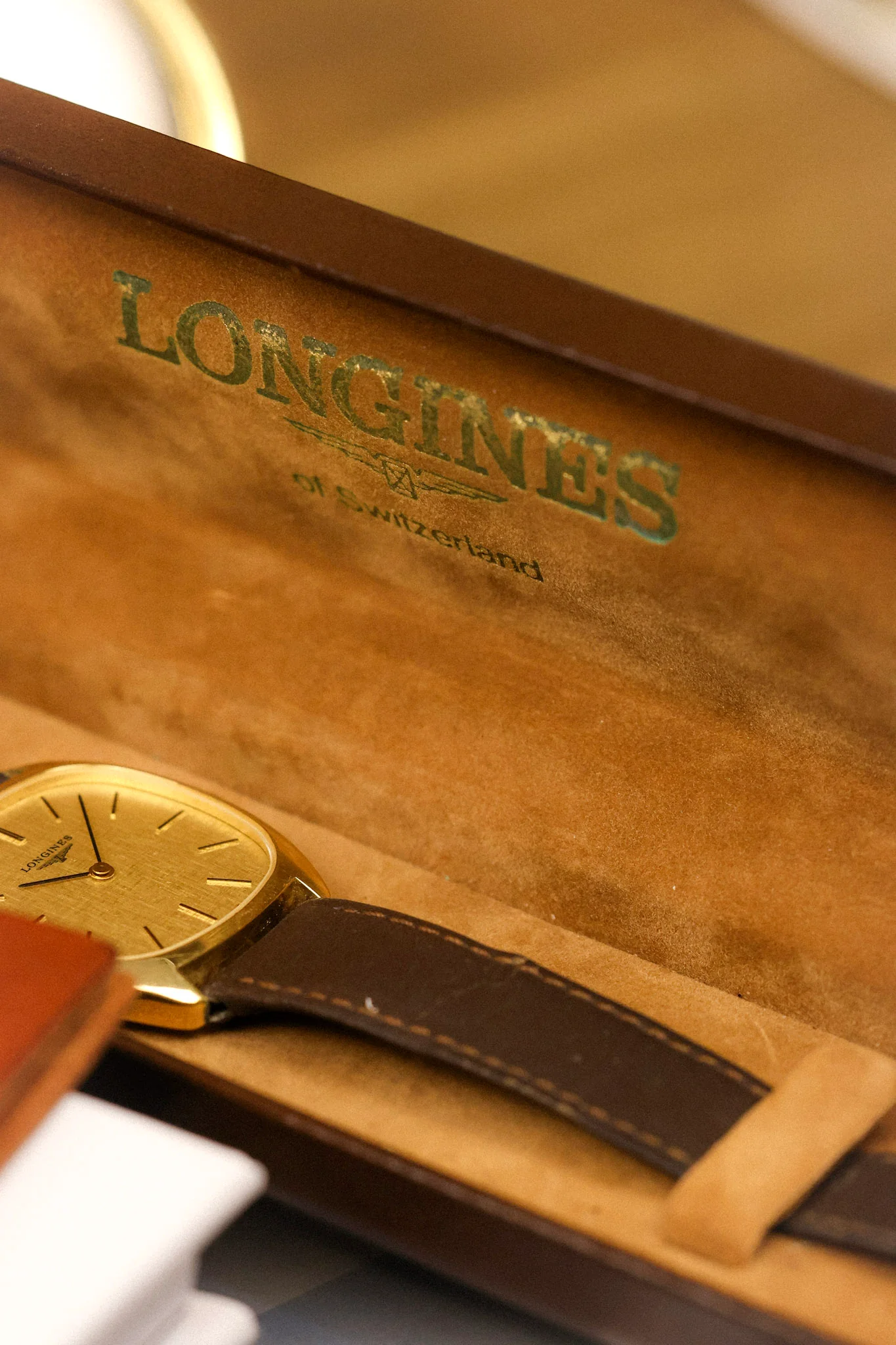 70s Longines Mechanical Linen Tonneau - In Box - Image 17