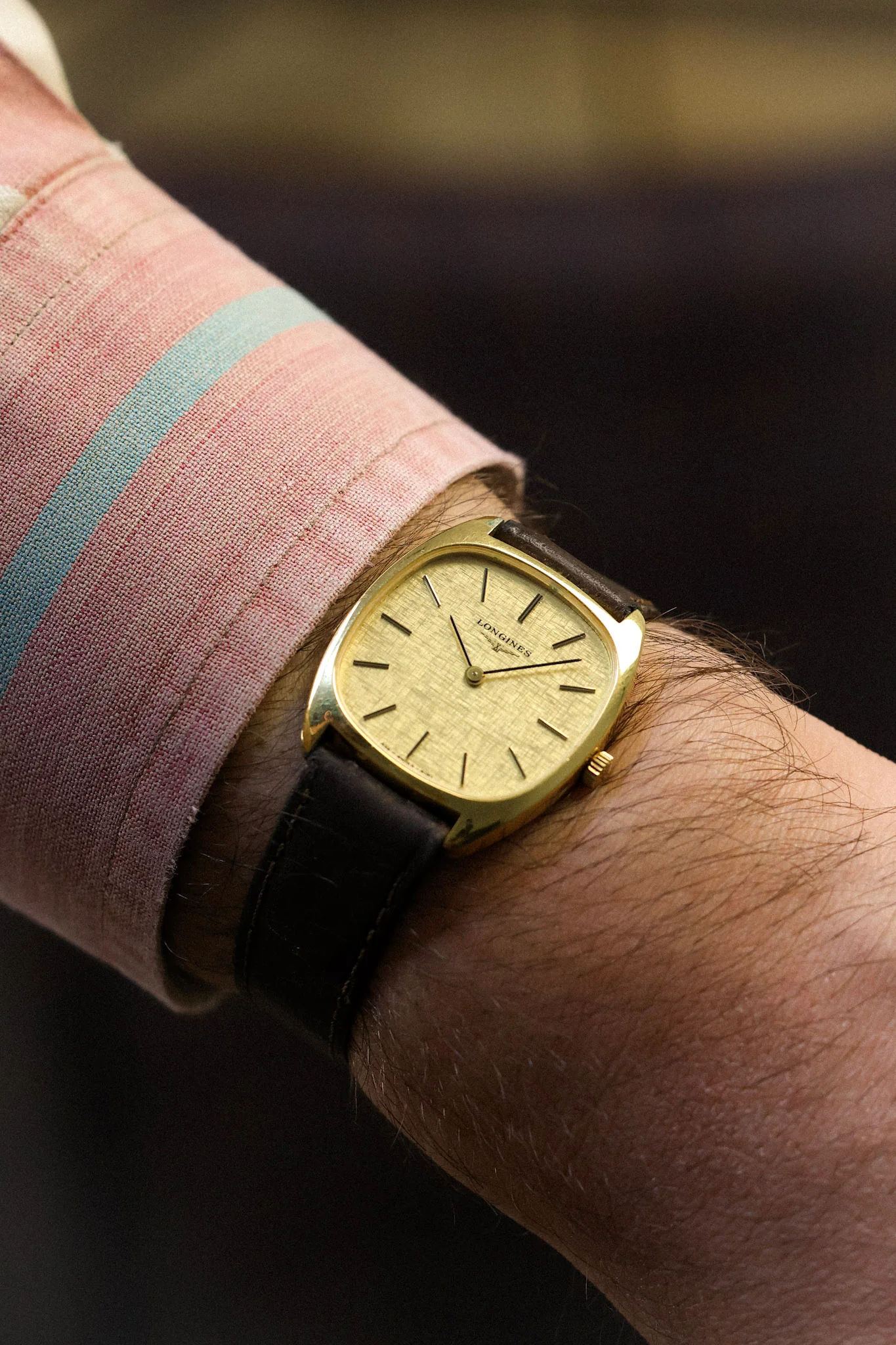 70s Longines Mechanical Linen Tonneau - In Box - Image 5
