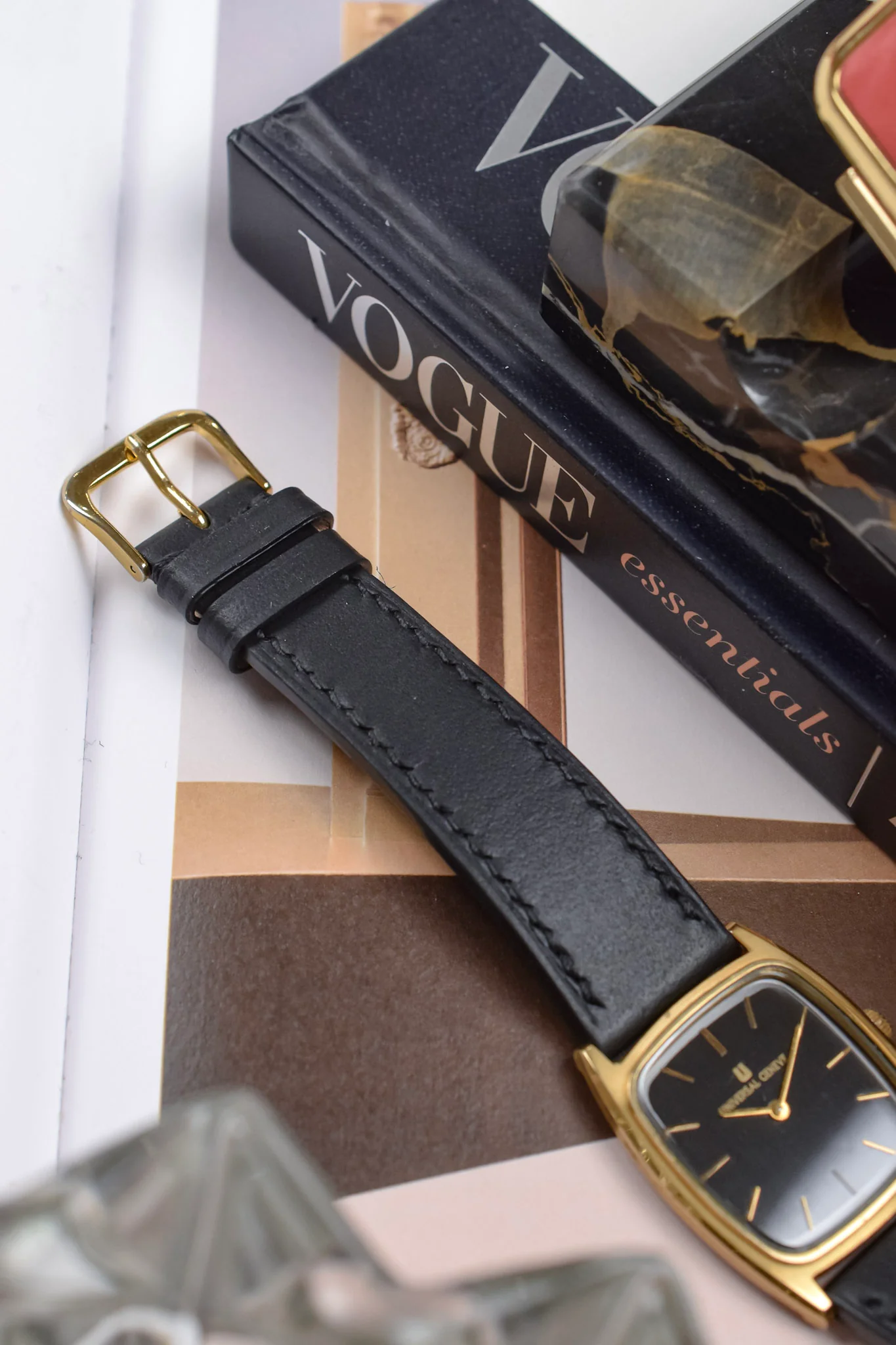 70s Mechanical Universal Geneve Dark Ghost Tonneau - Image 9