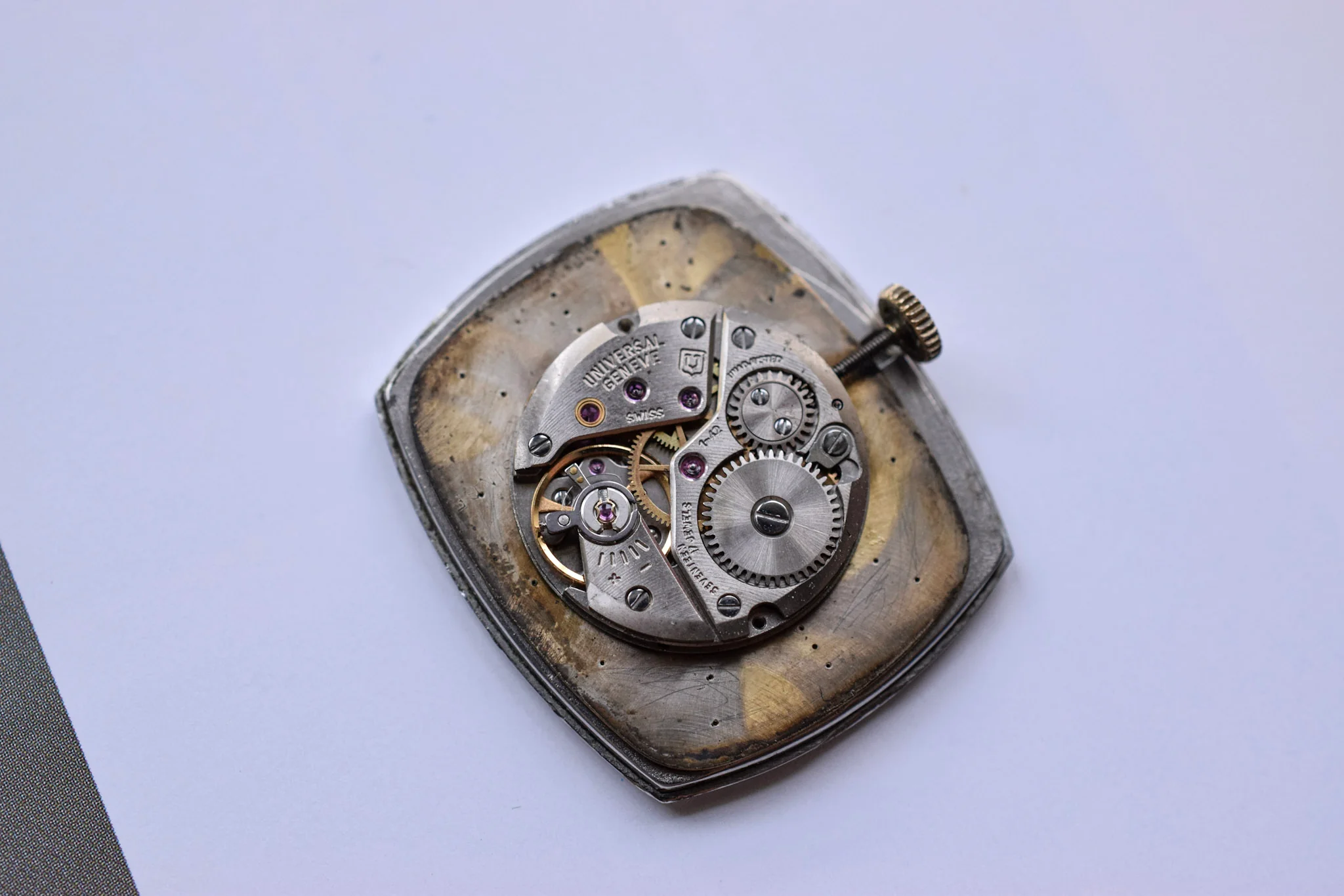 70s Mechanical Universal Geneve 16KT GP Ellipse - Image 7