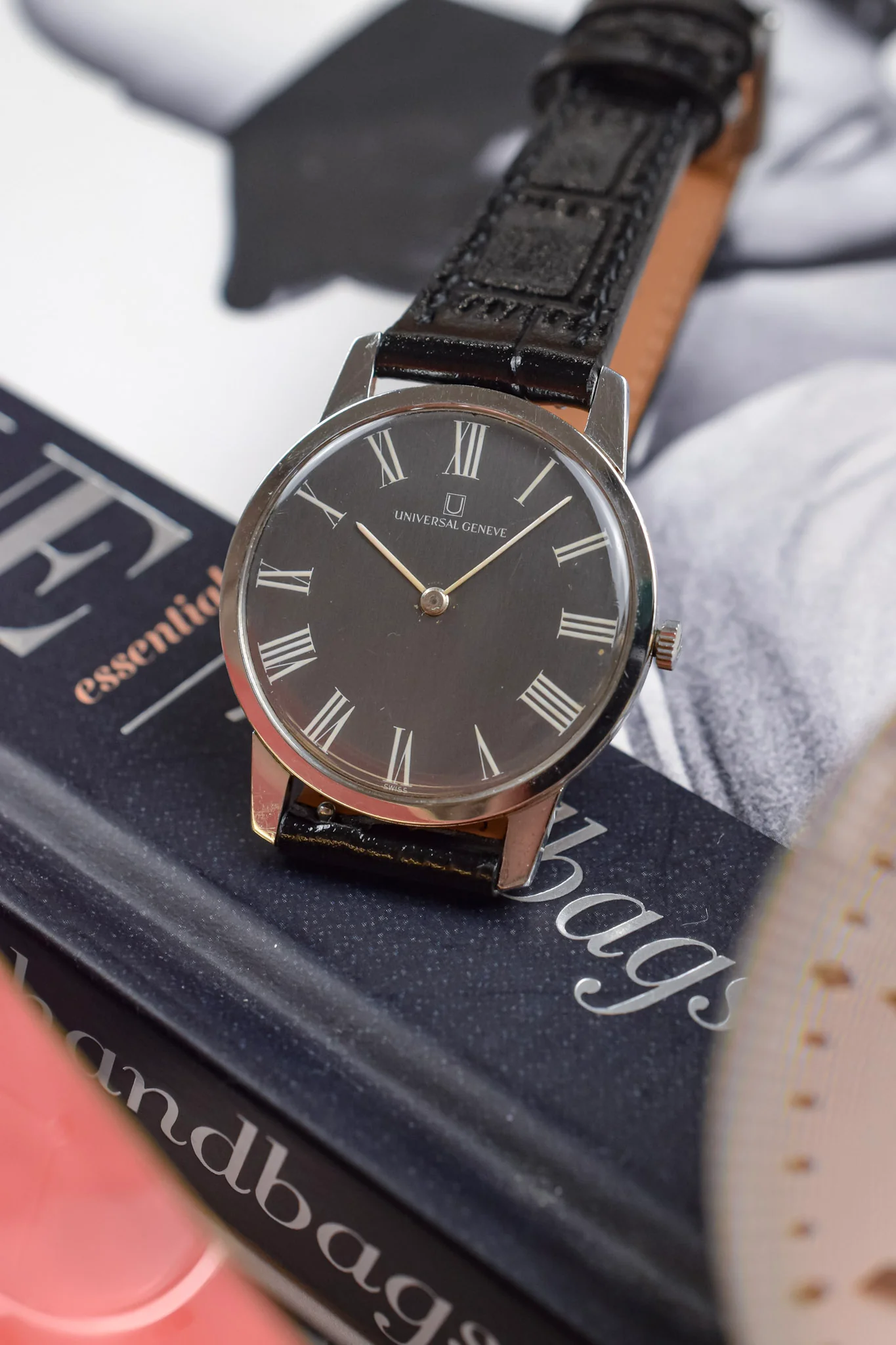 70s Serviced Mechanical Universal Geneve Gray Roman Altesse - Image 14