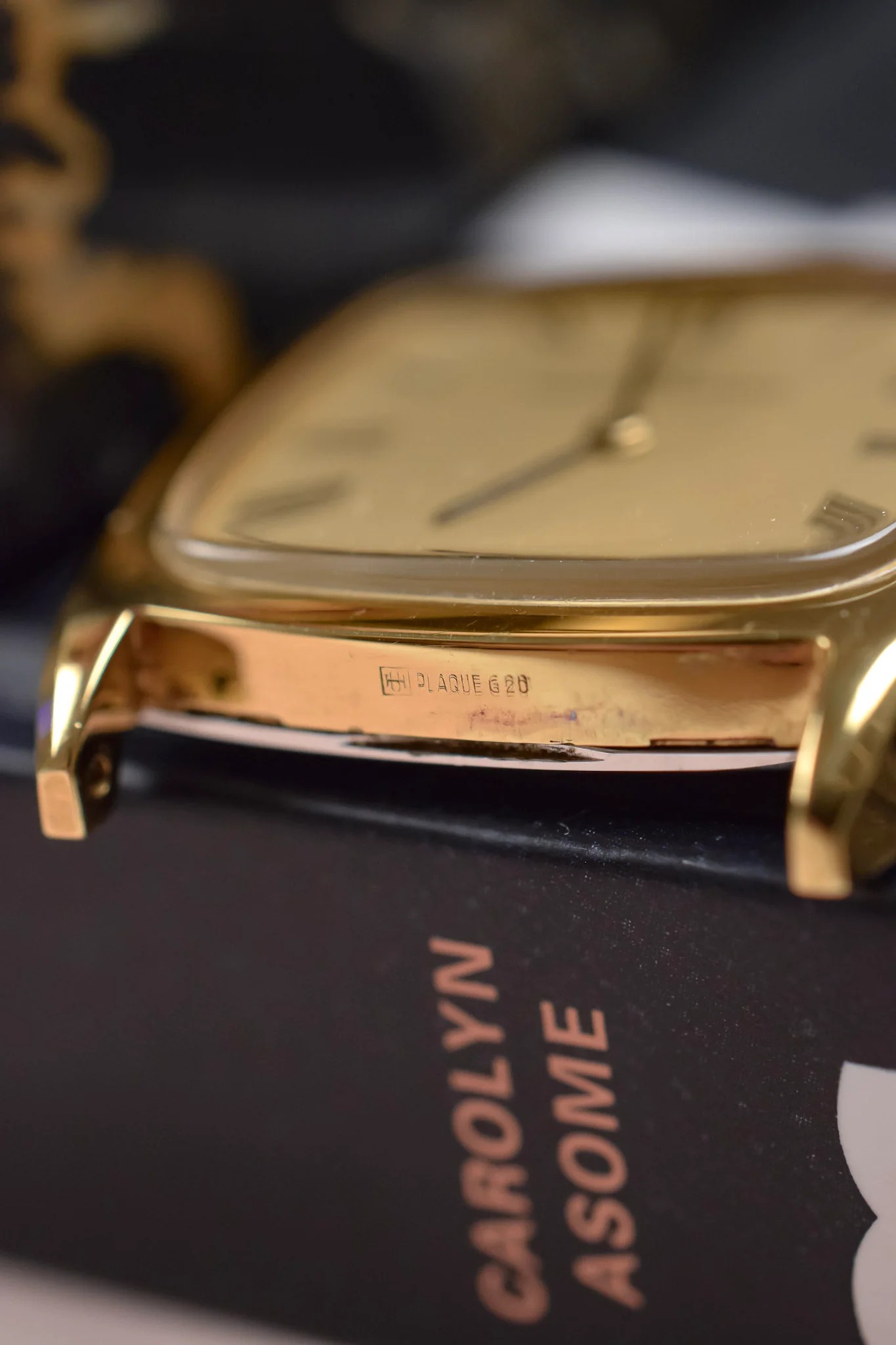 70s Mechanical Universal Geneve Roman Champagne Tonneau - Image 6