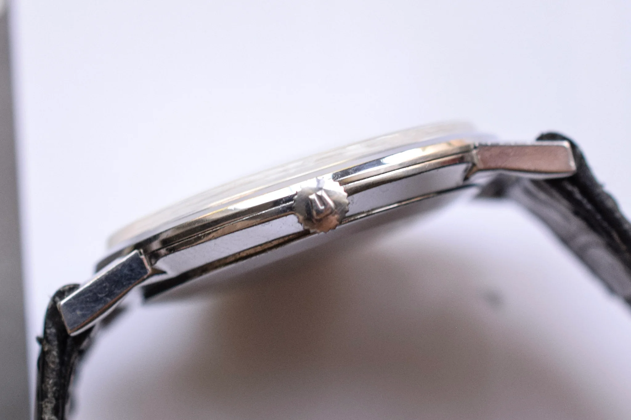 70s Mechanical Universal Geneve Roman Dial - Image 6