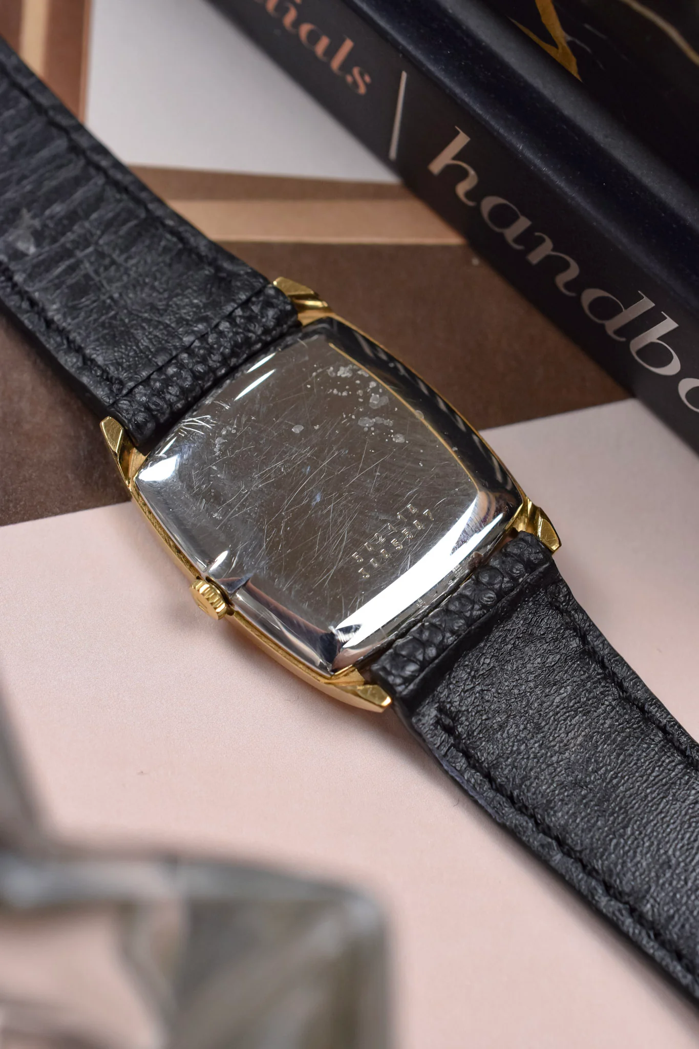 70s Mechanical Universal Geneve Sunray Champagne Tonneau - Image 7