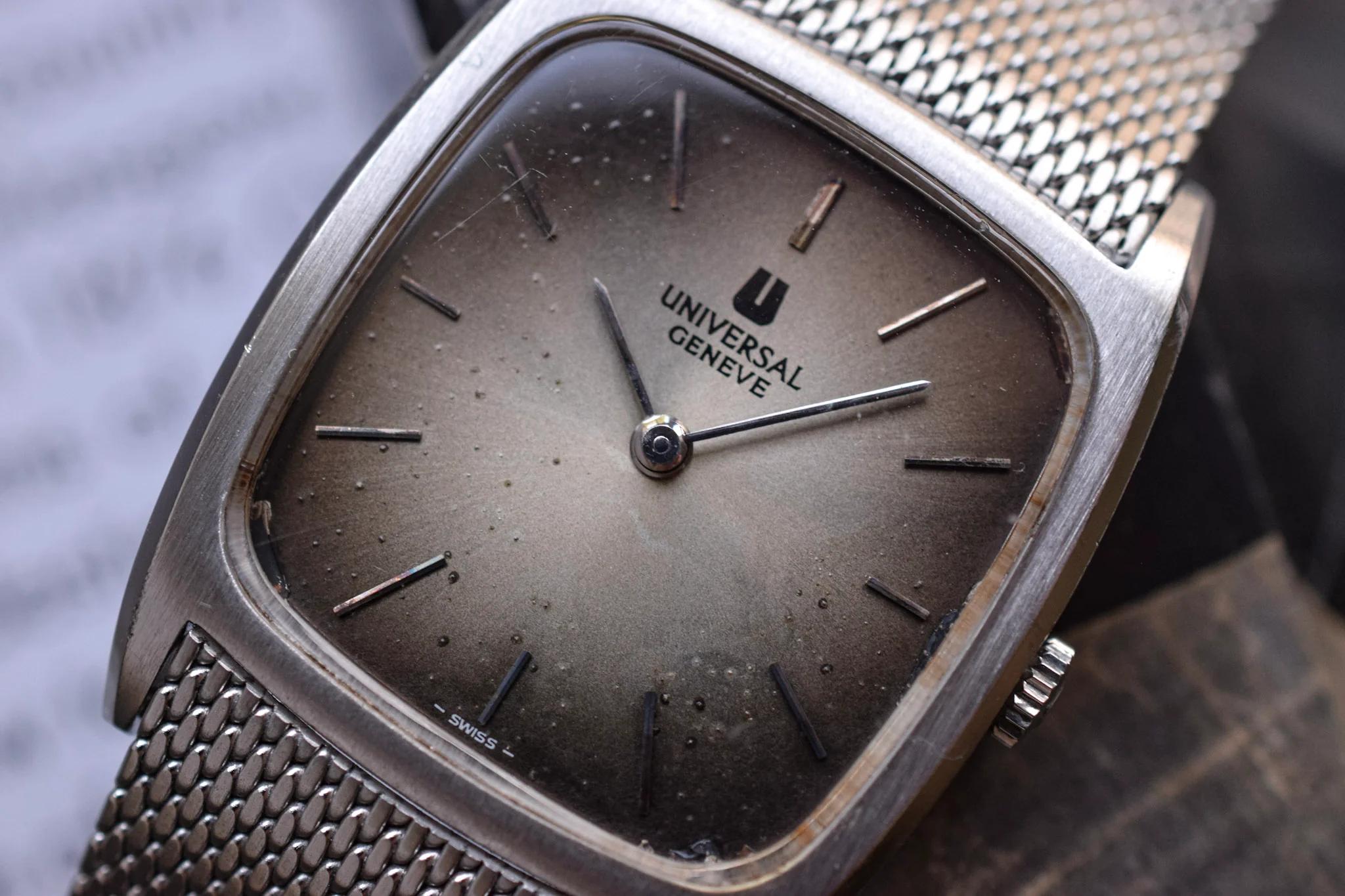 70s Mechanical Universal Geneve Patina TV - Image 4