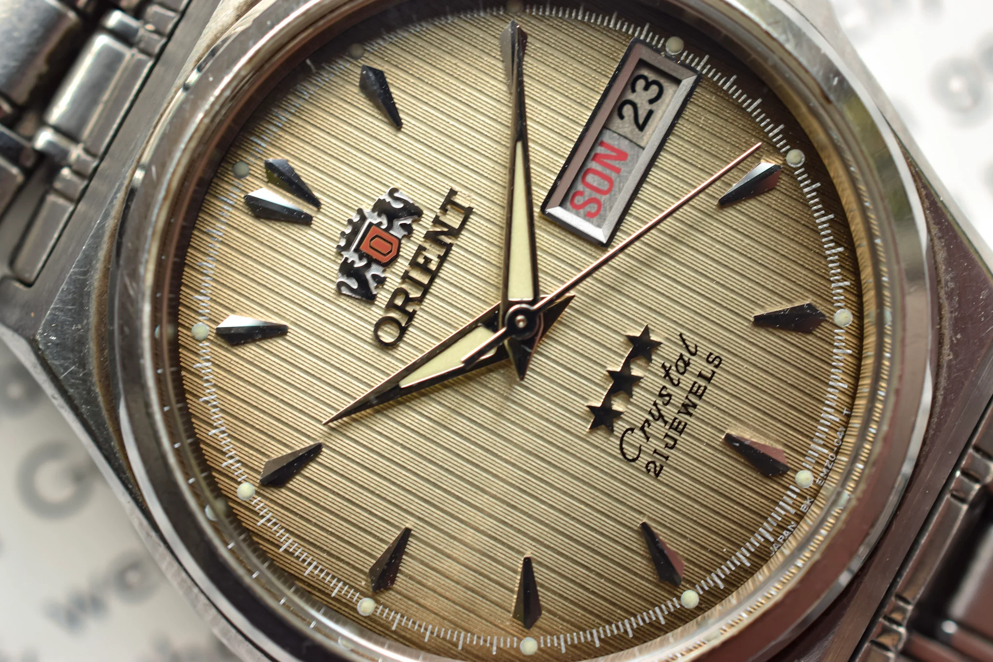 70s Orient Crystal Champagne Tapestry Dial - Image 3