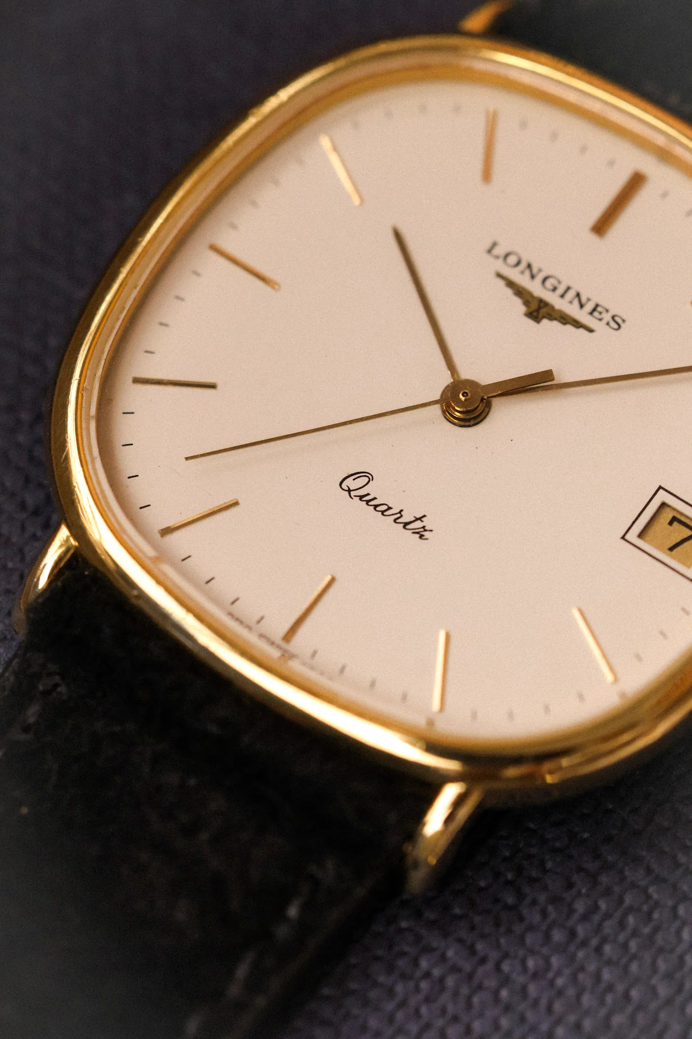 80s Longines Quartz Calendar TV - Image 3