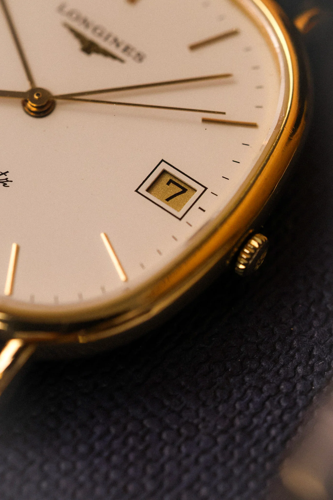 80s Longines Quartz Calendar TV - Image 4