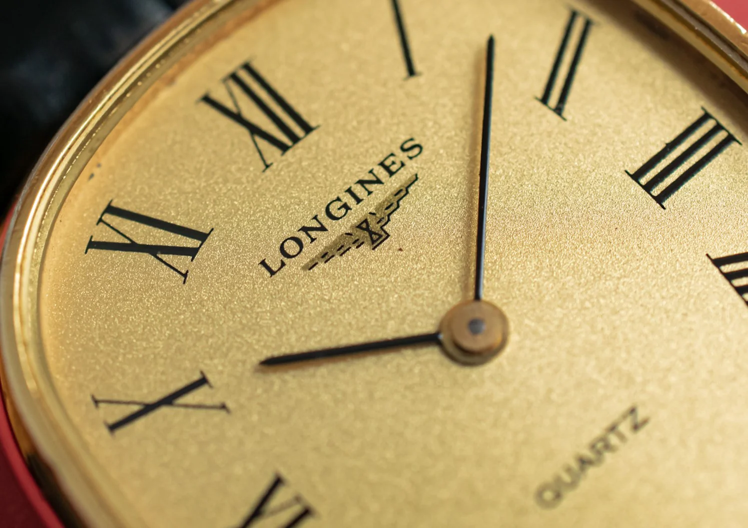 80s Longines Quartz Sparkle Roman Dial Ellipse - Image 4