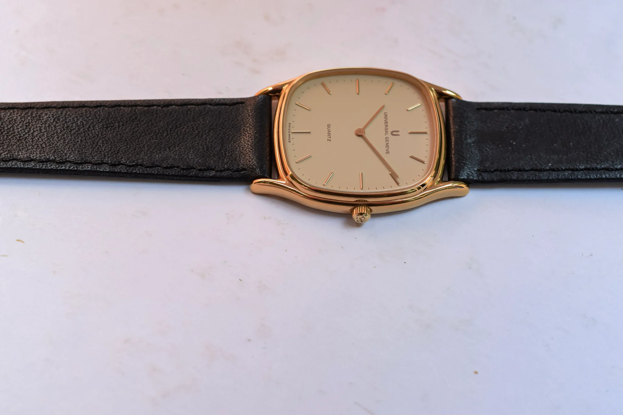 Vintage 10K Gold Plated Universal Geneve Champagne Dial - Image 4