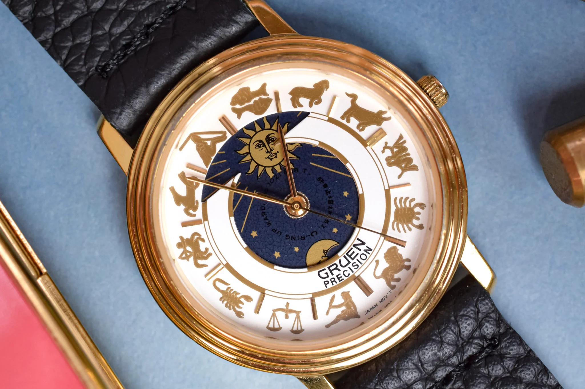 Gruen Precision Stepped Bezel Zodiac Sign Day & Night - Image 4