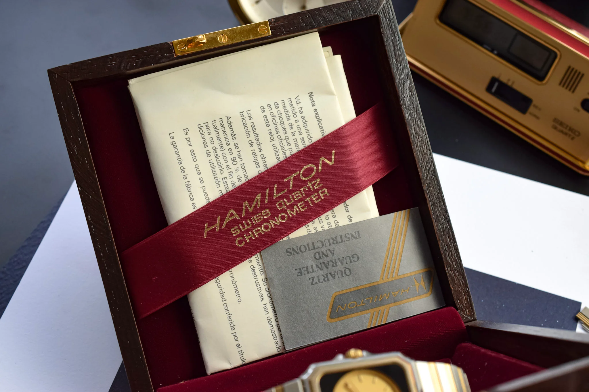 Hamilton Quartz Chronometer XC Octo - Full Set and COSC Certificate - Image 12