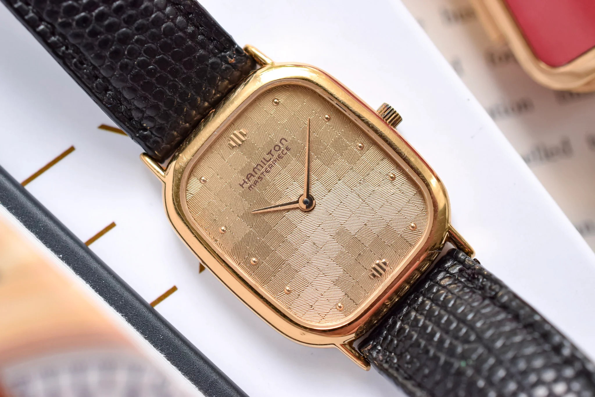 Hamilton Masterpiece Checkered Dial Ellipse - GM Award - Image 3