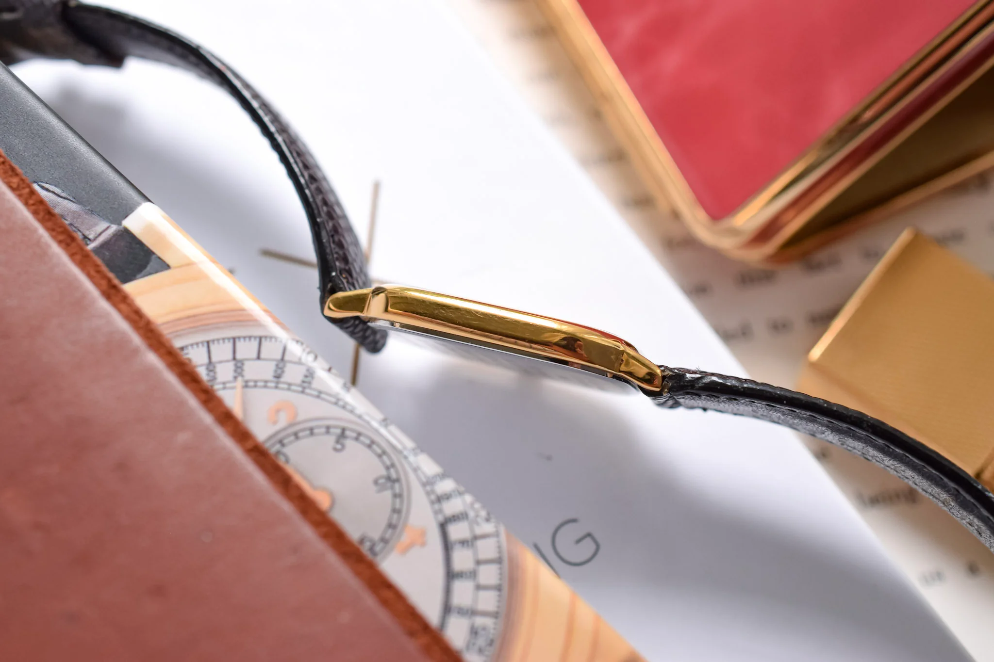 Hamilton Masterpiece Checkered Dial Ellipse - GM Award - Image 5