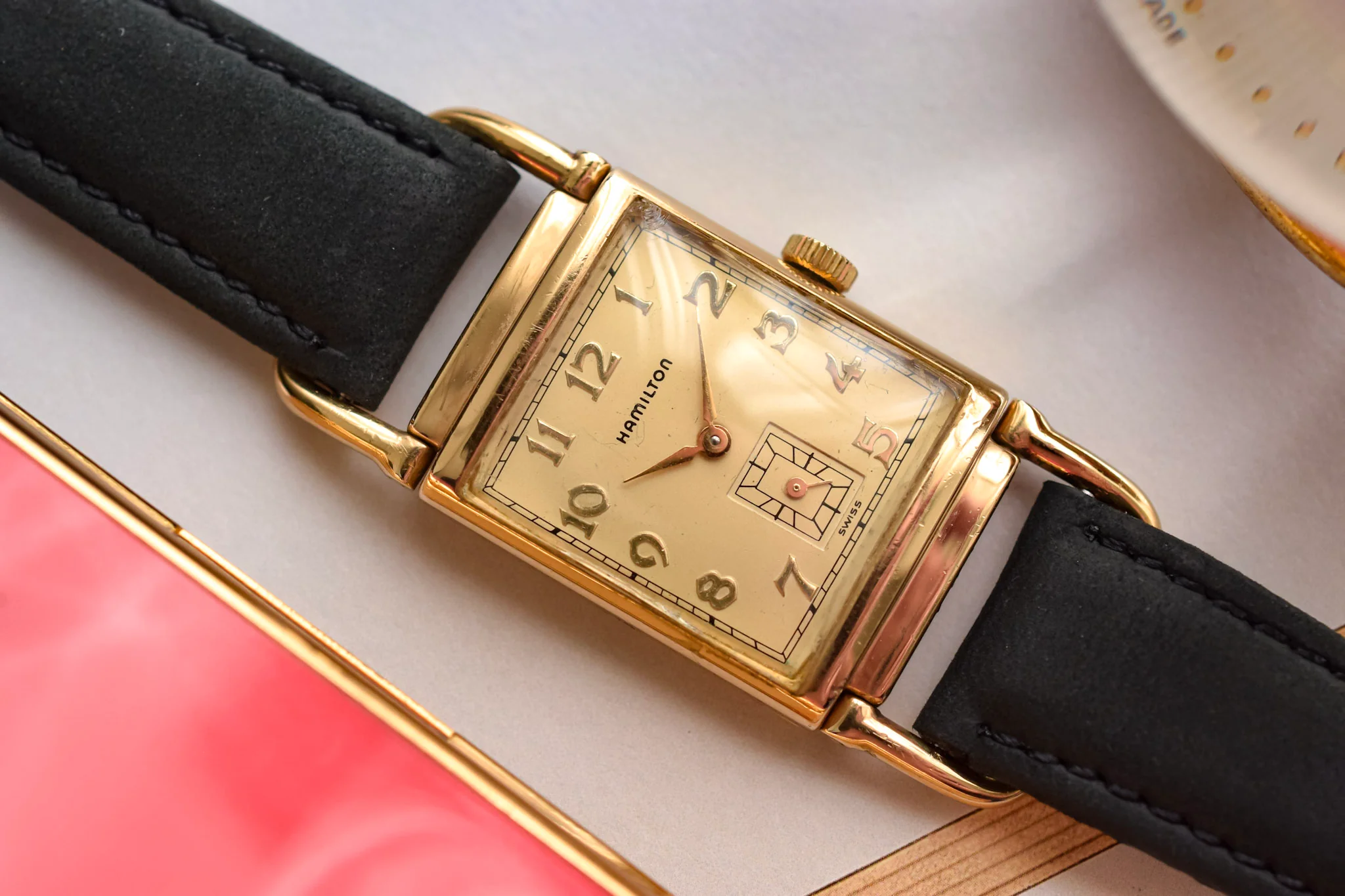 Hamilton Wilshire Registered Edition - 18K Gold Electro Plated - Image 3