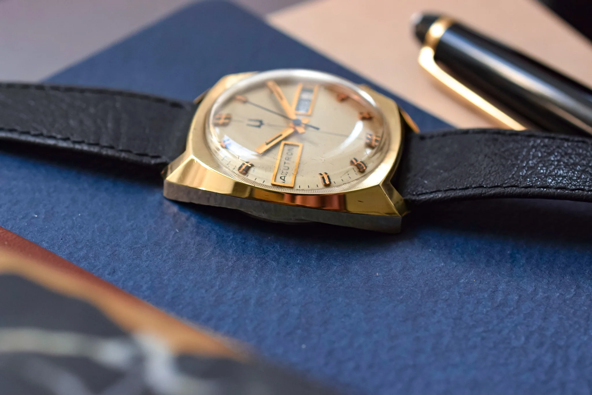 Listing for Yenli - 1976 Accutron Day-Date - Image 4