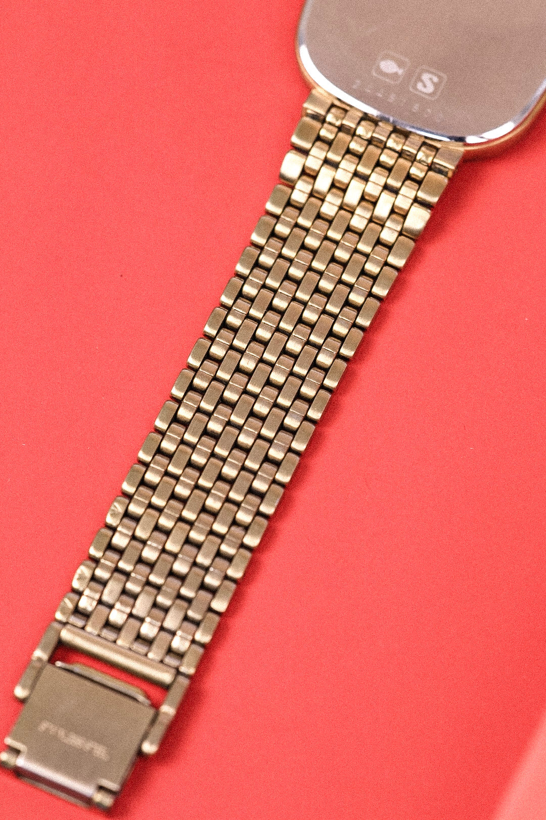 Longines Quartz Golden Sparkle Dial TV - Image 10