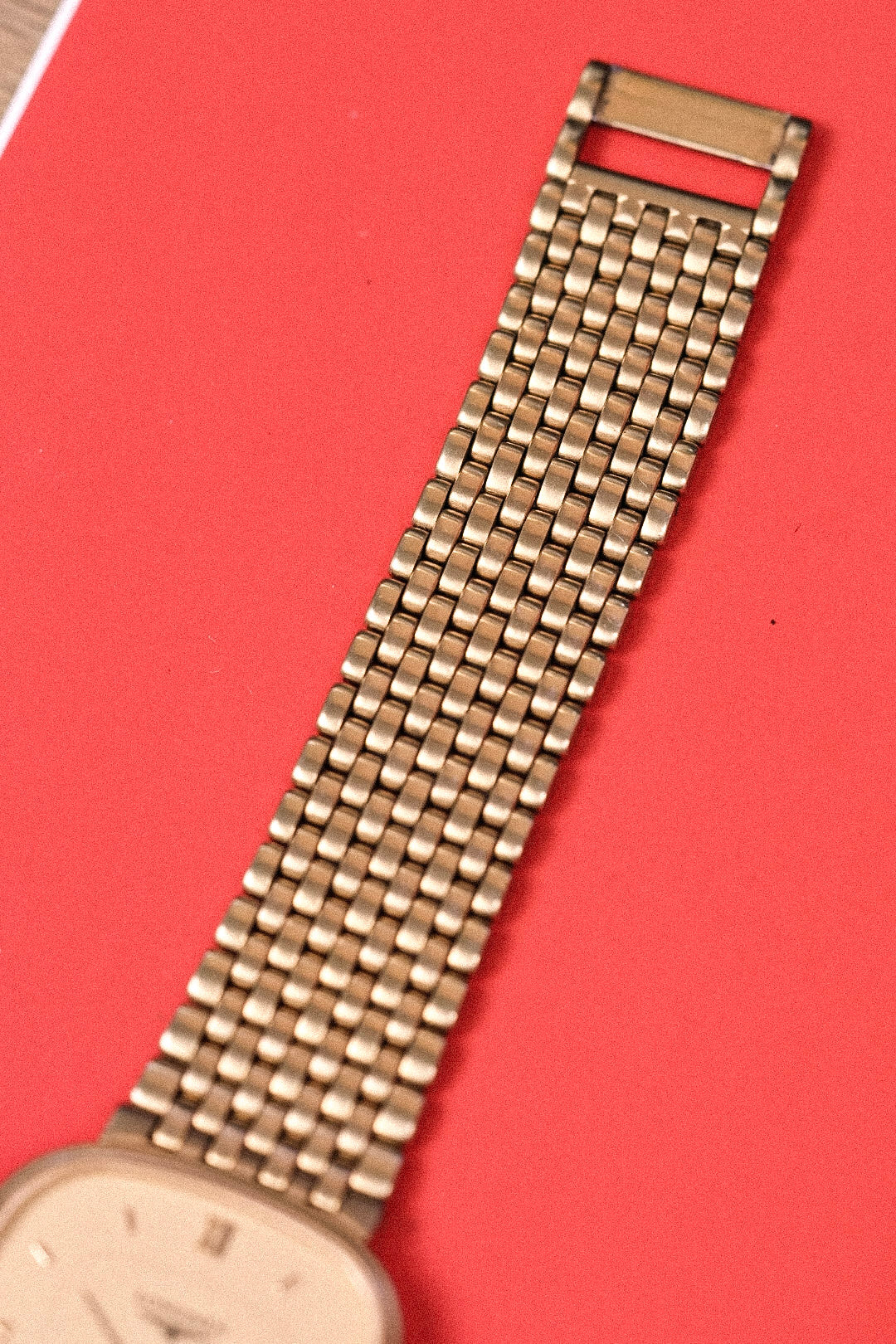 Longines Quartz Golden Sparkle Dial TV - Image 11