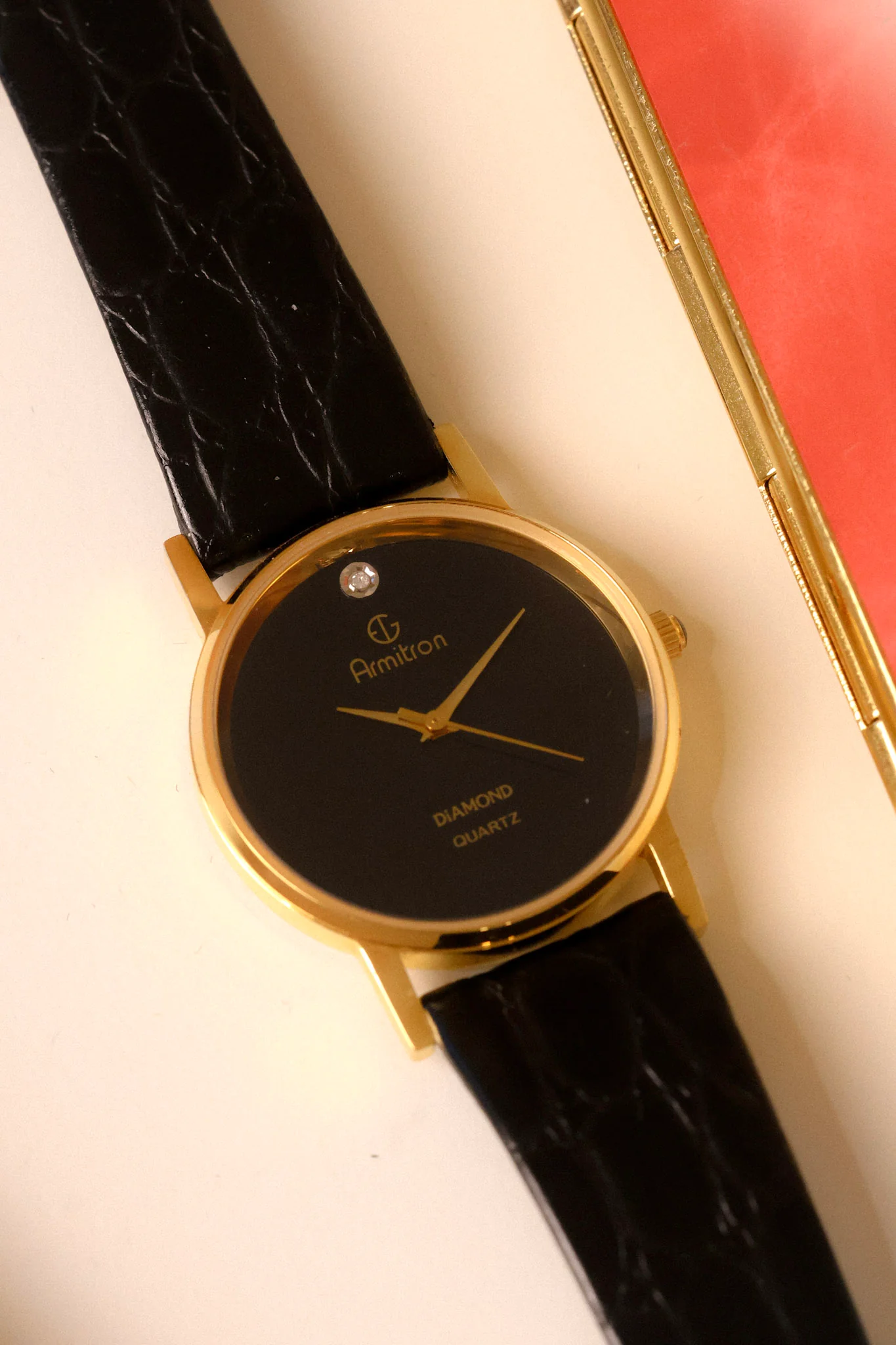 Neo-vintage Armitron Diamond Quartz - Image 4