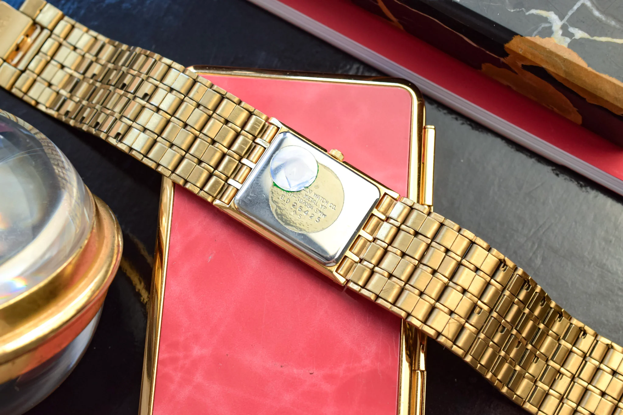 Neo-vintage Citizen CQ Gilt Dial - Image 7
