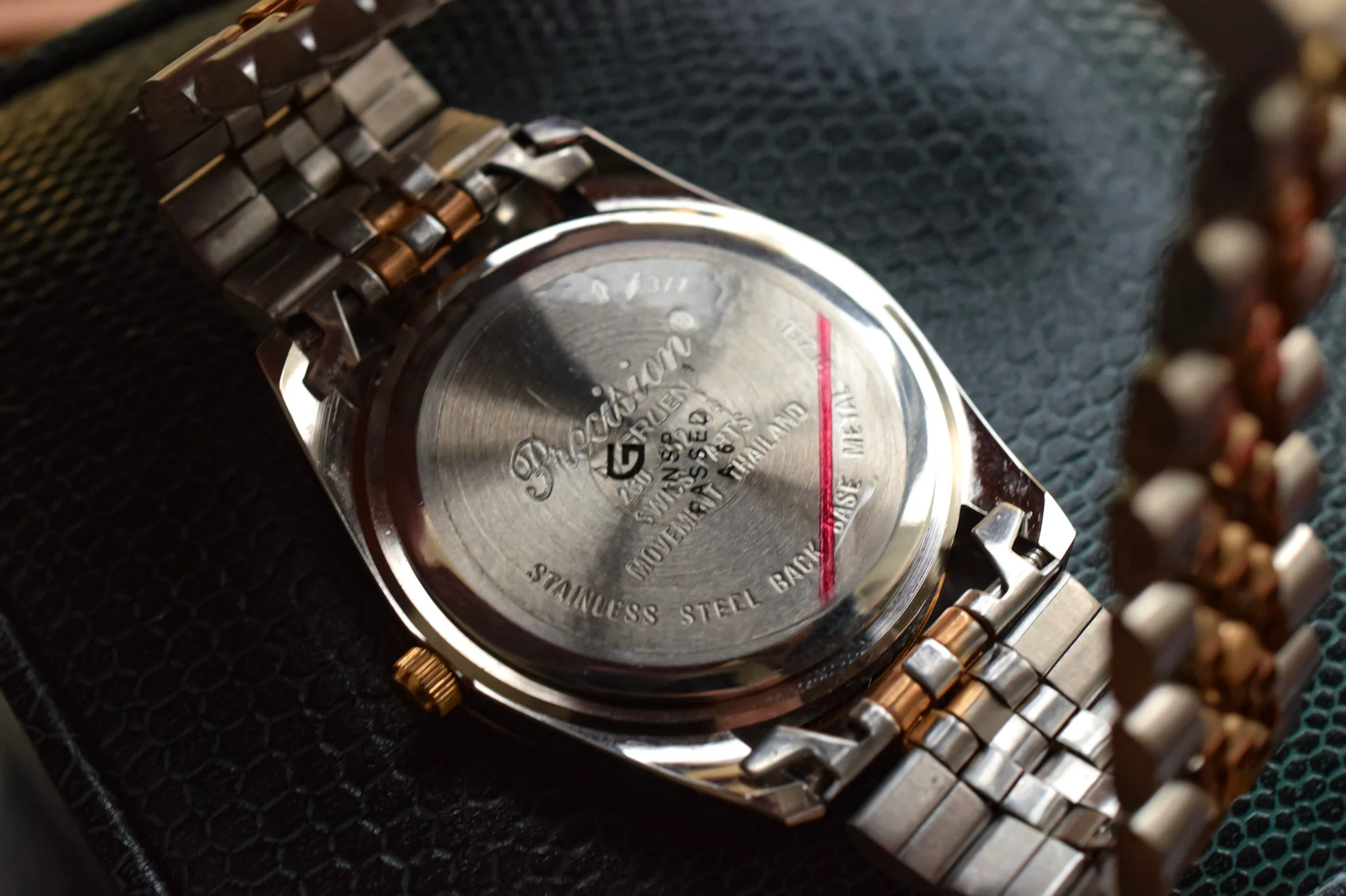 Neo-vintage Gruen Precision - New Old Stock - Image 7
